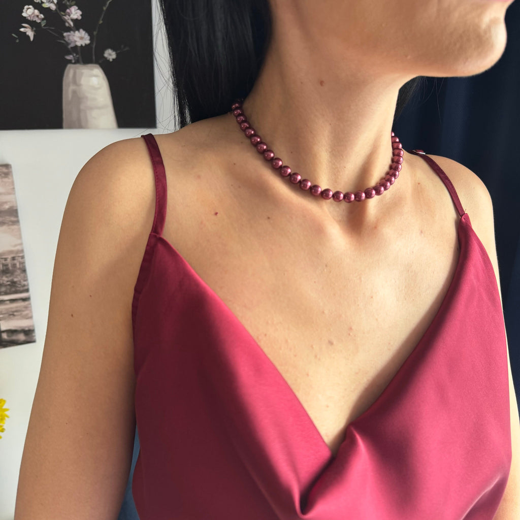 Burgundy Pearl Choker Necklace Wedding Jewelry Bridal Party Gift Classic Statement Piece Elegant Wine Color Beads Formal Event Accessory Glossy Crystal Pearls Gold Plated Clasp Sophisticated Design Vintage Inspired Look Special Occasion