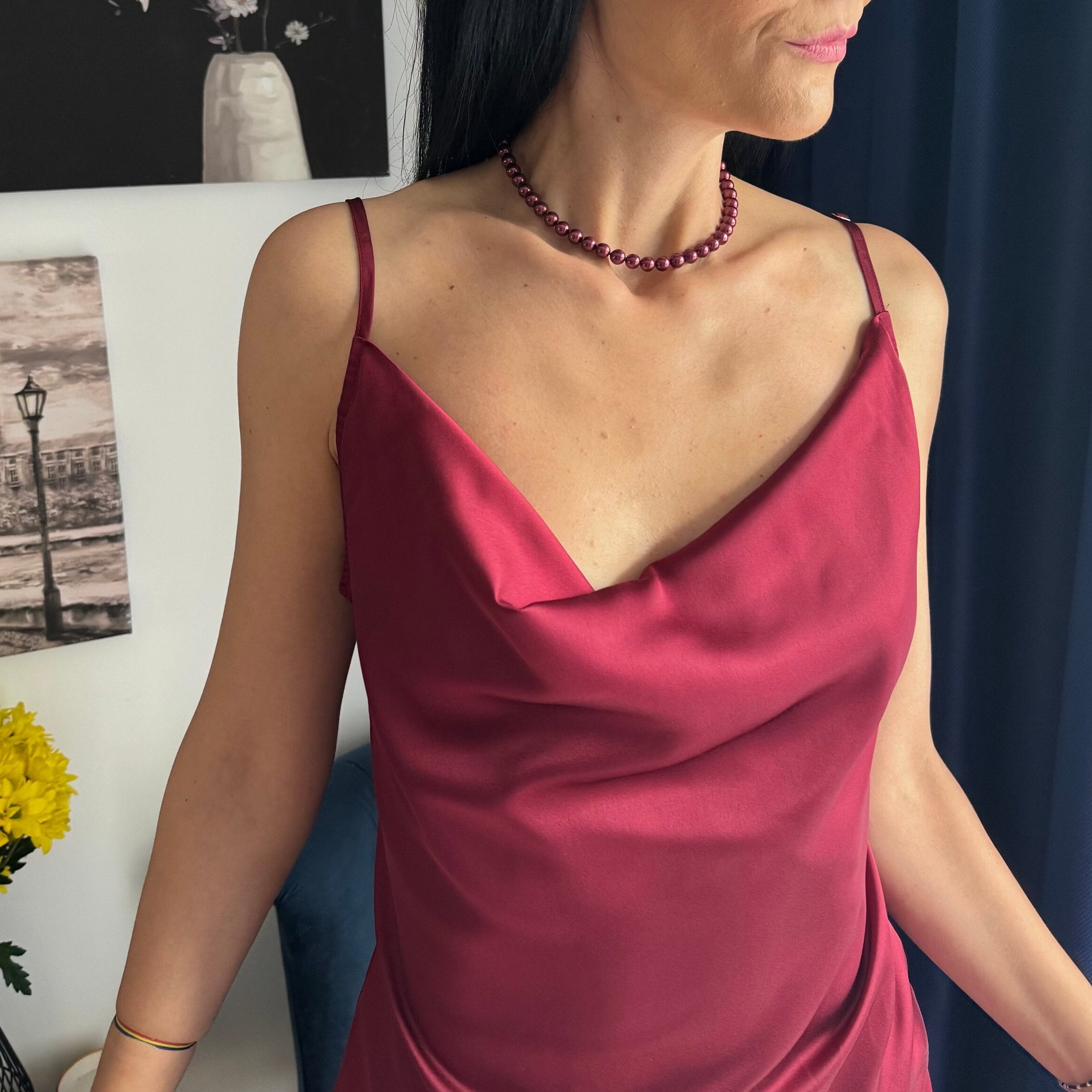 Burgundy Pearl Choker Necklace Wedding Jewelry Bridal Party Gift Classic Statement Piece Elegant Wine Color Beads Formal Event Accessory Glossy Crystal Pearls Gold Plated Clasp Sophisticated Design Vintage Inspired Look Special Occasion
