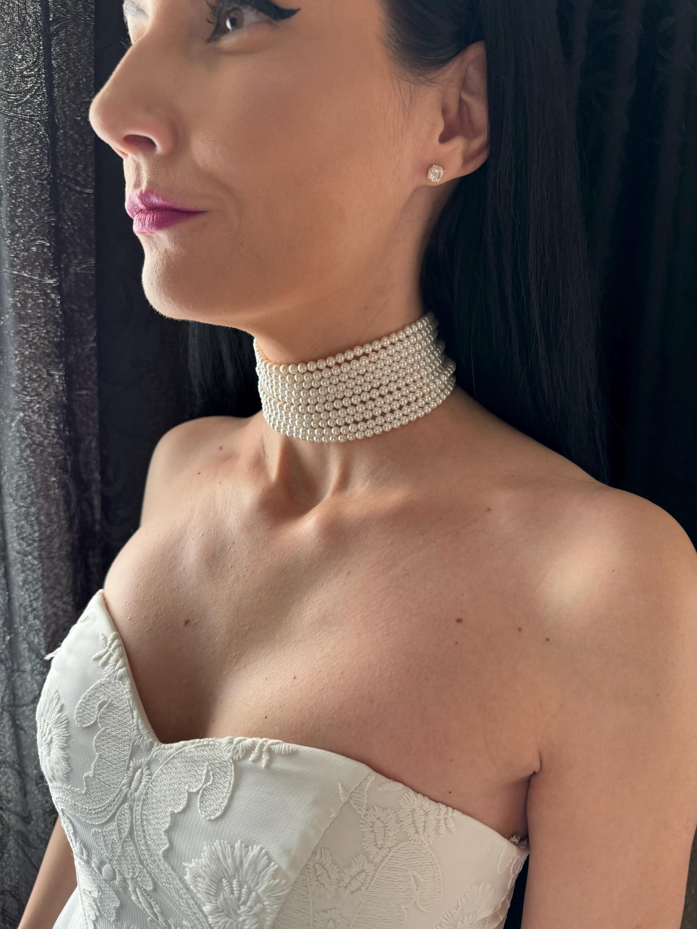 Layered Pearl Choker with 10 Strands and silver, gold or rose gold clasp, Prom Statement Necklace, Wedding Choker, Bridal Pearl Necklace
