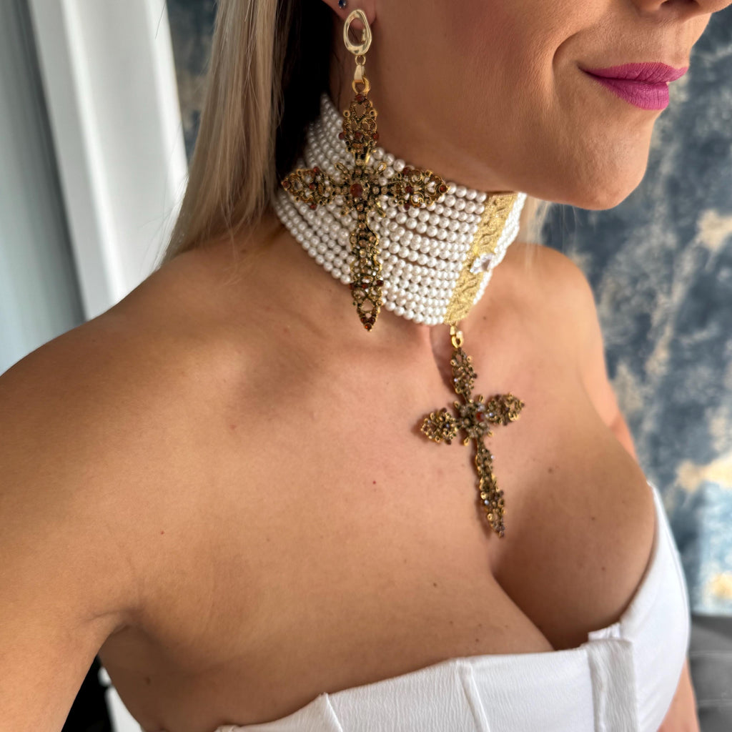 Elegant Victorian Necklace Pearl Cross Design Gold Filigree Choker Statement Piece Crystal Embellished Wedding Jewelry Formal Bridal Accessory Shell Pearl Collection Classic Vintage Style Ornate Details Adjustable Length Construction