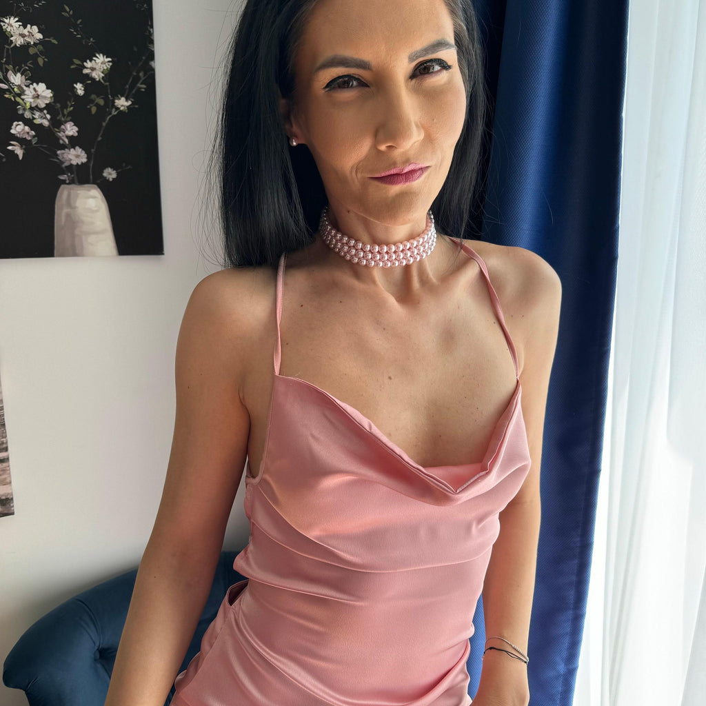Pink pearls layered choker necklace with gold or silver rhinestones clasp, Three strand pearl necklace, 8mm pearl choker, Bridesmaids choker