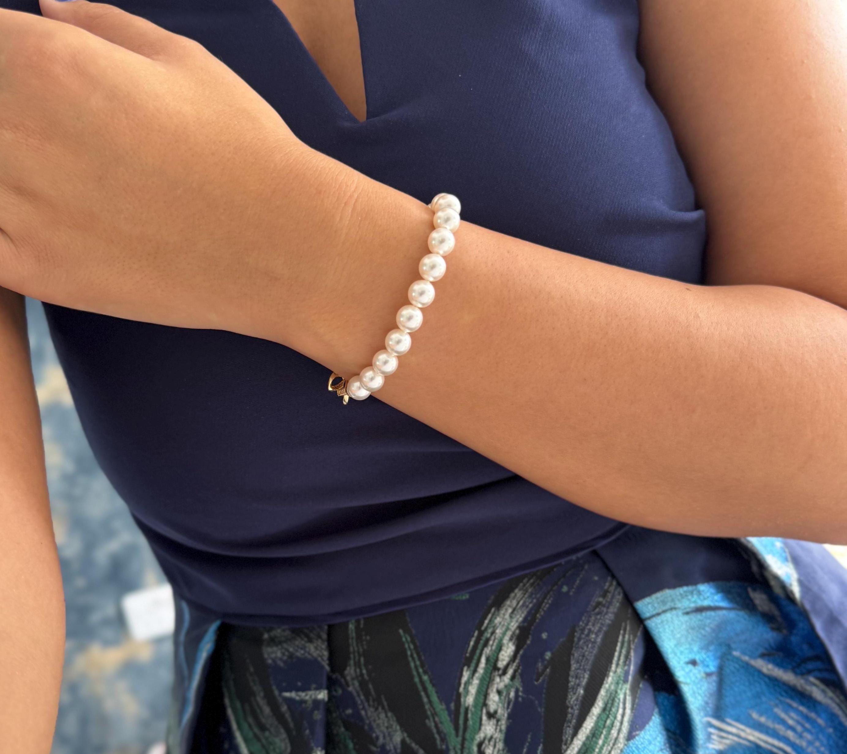 Holiday Gift Bracelet Crystal Pearl Design Secret Santa Present Christmas Stocking Filler Elegant Jewelry Option Bow Clasp Feature Rhinestone Accent Detail Premium Quality Construction Thoughtful Gift Idea Beautiful Accessory Piece Festive