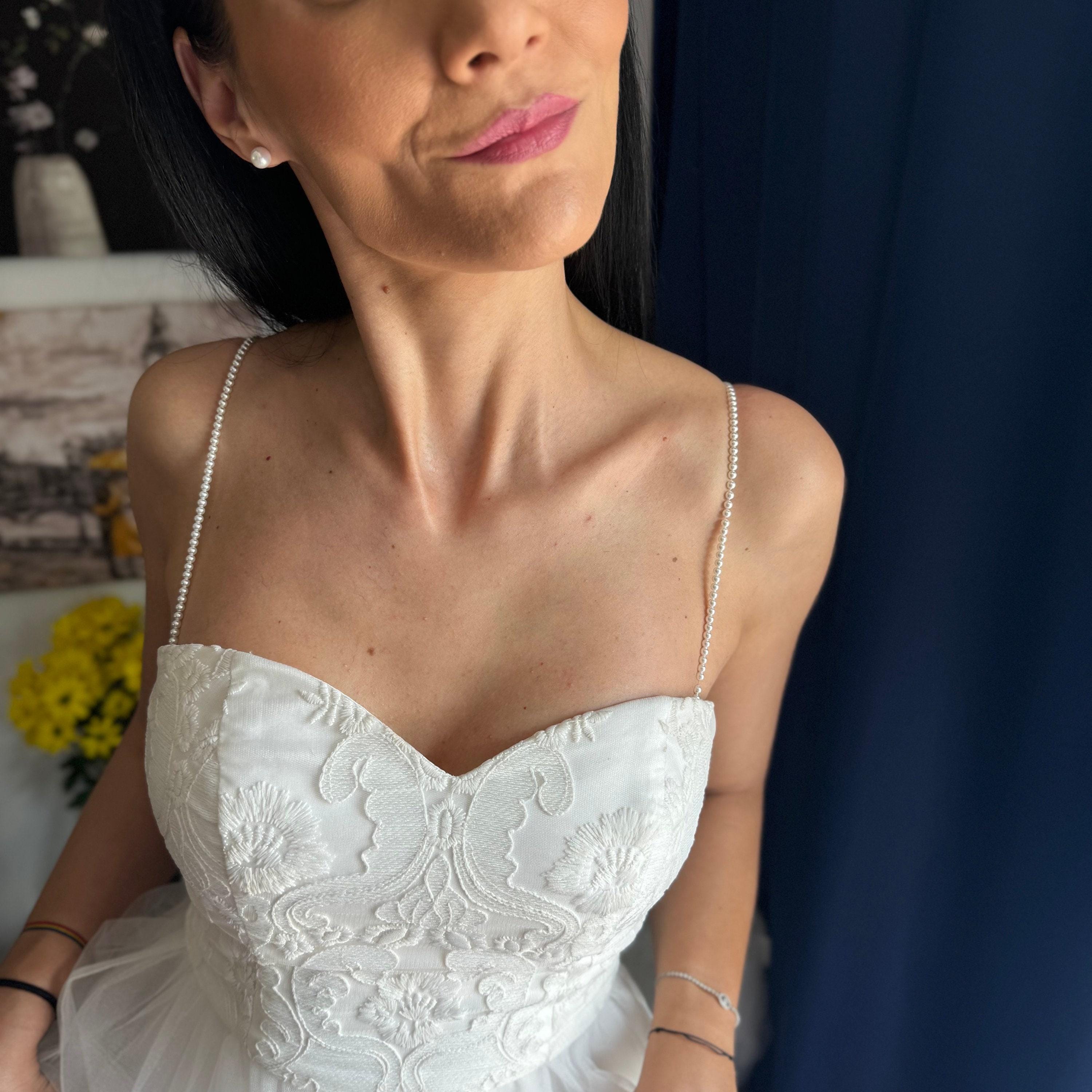 Bridal Shoulder Accessory Pearl Jewelry Attachment Removable Wedding Dress Straps White Pearl Epaulette Design Elegant Formal Event Enhancement Perfect Bridesmaid Gift Collection Sophisticated Wedding Party Coordination Premium Quality