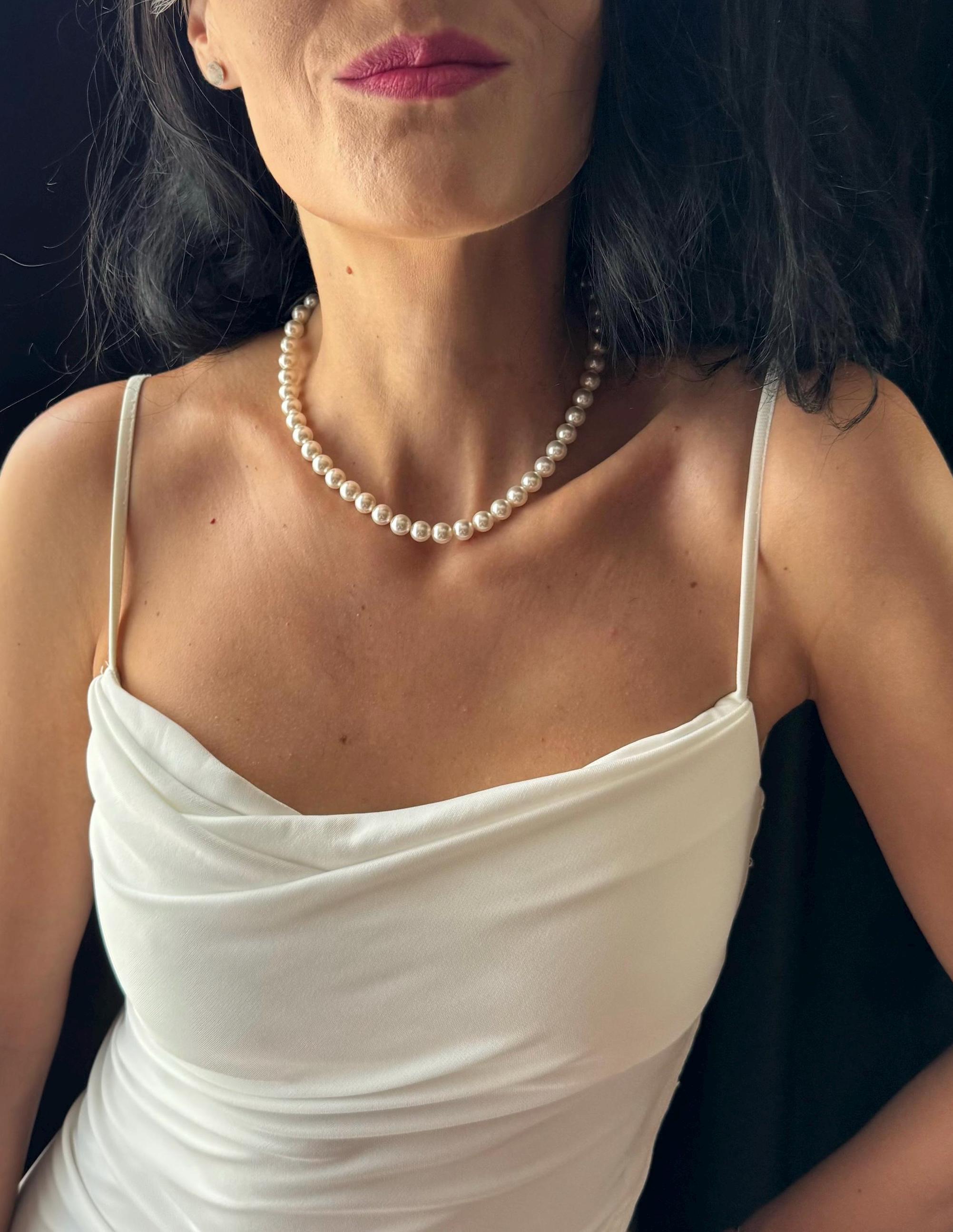 Pearl Choker Necklace Bridal Jewelry Wedding Accessory Elegant Beaded Collar Design Classic Ivory Crystal Pearls White Custom Length Formal Event Sterling Silver Clasp Swarovski Quality Beads Perfect Wedding Day Special Occasion Gift