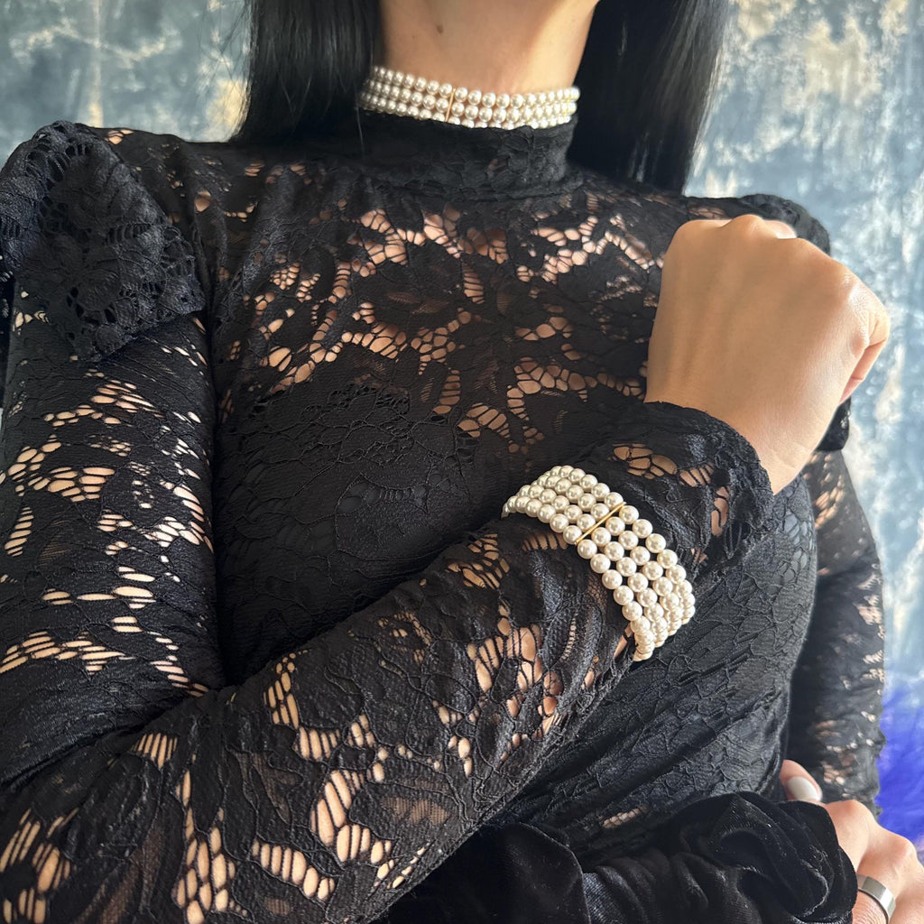 Layered Pearl Bracelet Vintage Style Wedding Accessory Bride Crystal Jewelry Statement Piece Multi Layer Elegant Design Bridal Wrist Costume