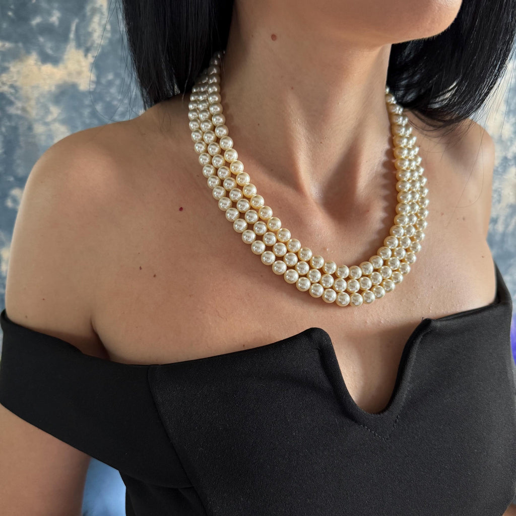 Triple Strand Pearl Necklace Vintage Layered Design Wedding Jewelry Statement Piece Elegant Style Ivory Crystal Beads Rhinestone Clasp Gold Embellished Finish Formal Event Accessory Luxury Gift Idea Special Occasion Wear Classic Timeless