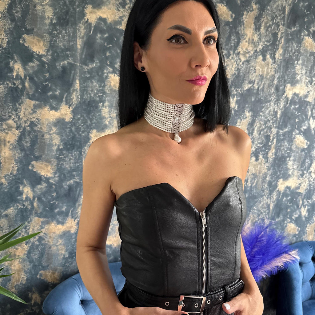 Luxury Pearl Jewelry Wide Choker Necklace Statement Piece Design Multiple Strand Construction Shell Pearl Elements Teardrop Pendant Feature Zircon Detailed Centerpiece Wedding Celebration Accessory Formal Occasion Jewelry Special Event
