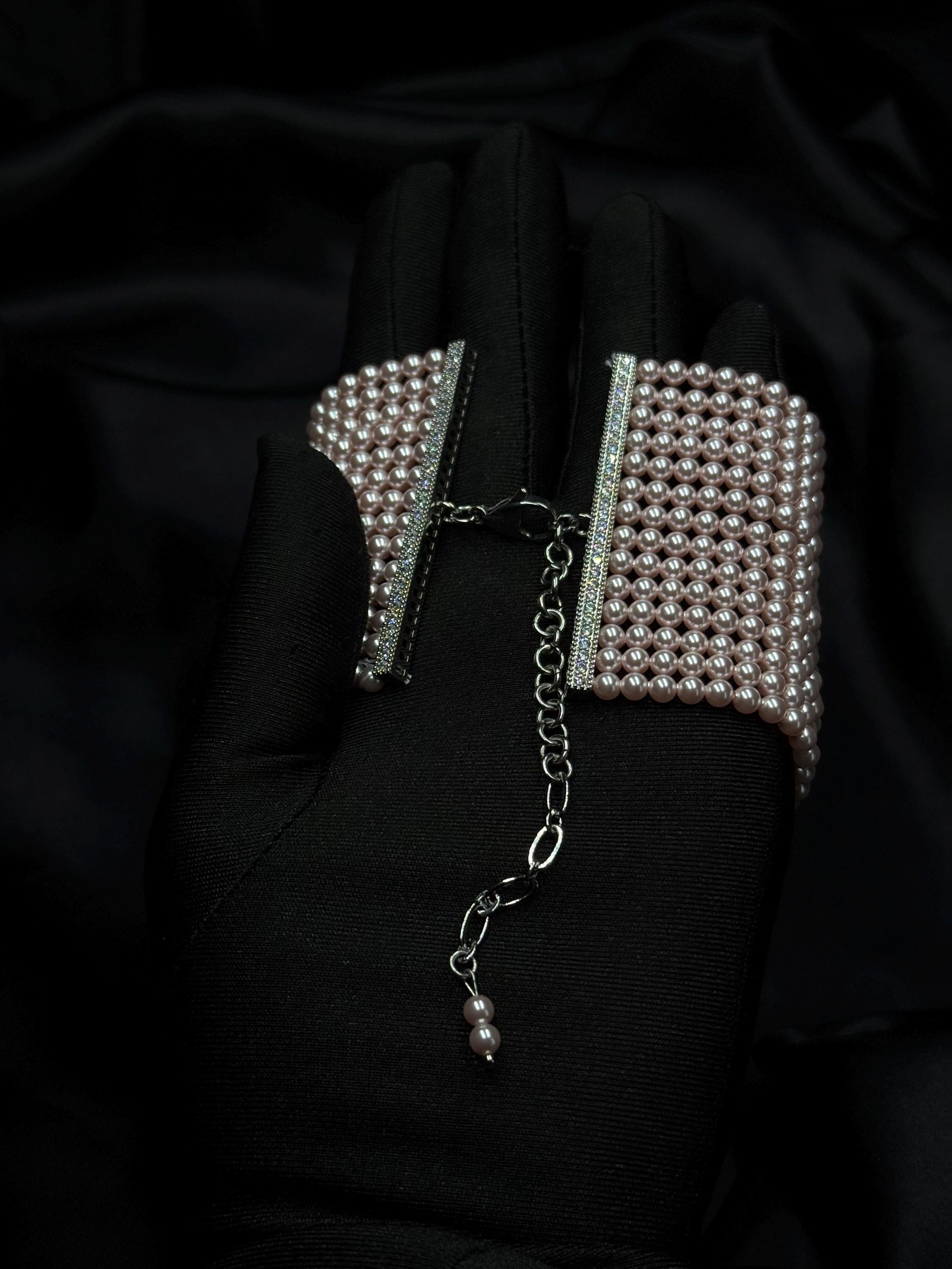 Formal Event Jewelry Rhinestone Choker Necklace Crystal Pearl Elegance Handmade Premium Quality Adjustable Length Feature Custom Fit Option Platinum Plated Centerpiece Zircon Embellished Clasp Special Occasion Essential Wedding Accessory