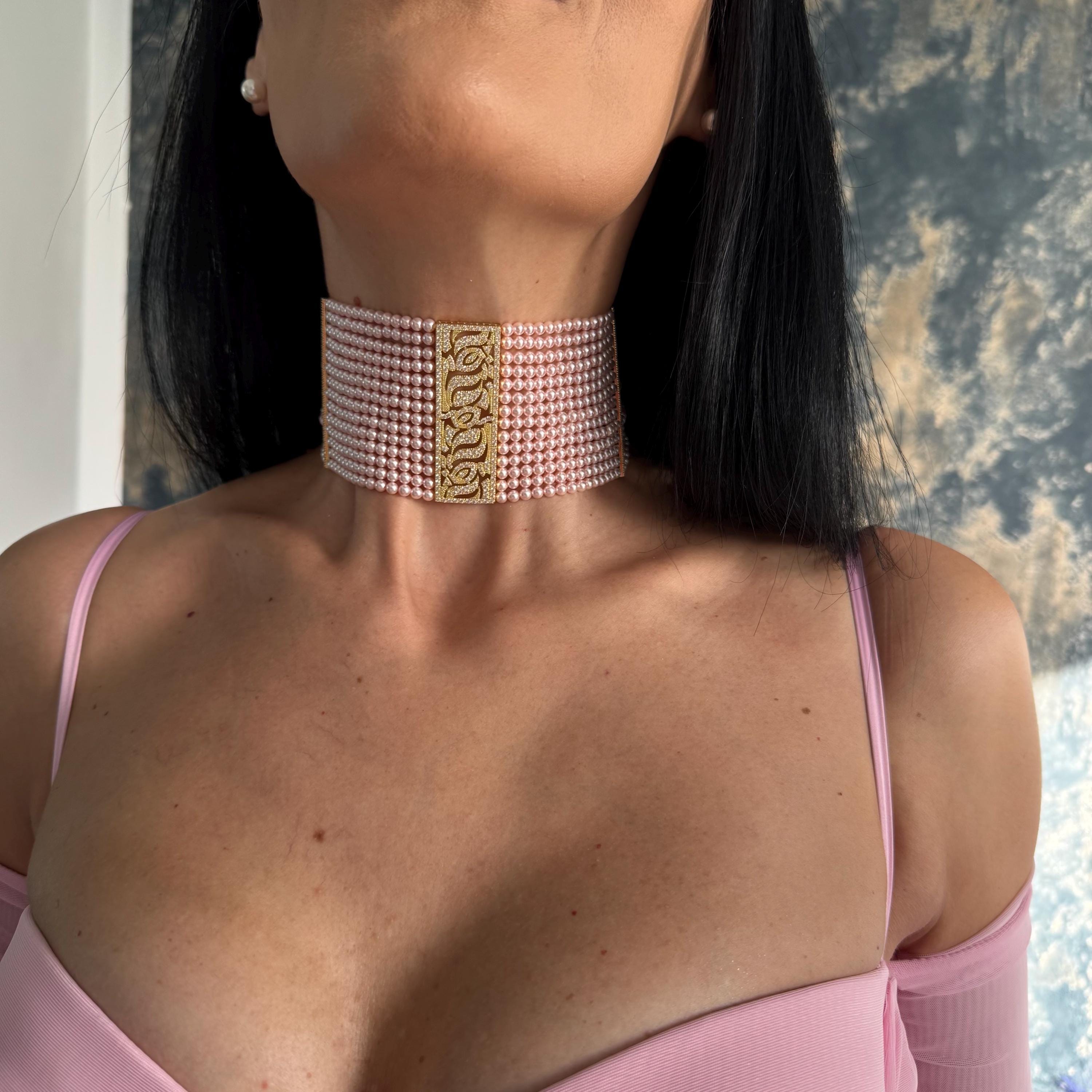 Formal Occasion Necklace Pink Pearl Choker Elegant Design Statement Jewelry Gold Crystal Accents Special Event Accessory Wedding Collection Piece Luxury Gift Idea Adjustable Length Comfort Perfect Evening Wear Bridal Party Essential Gold