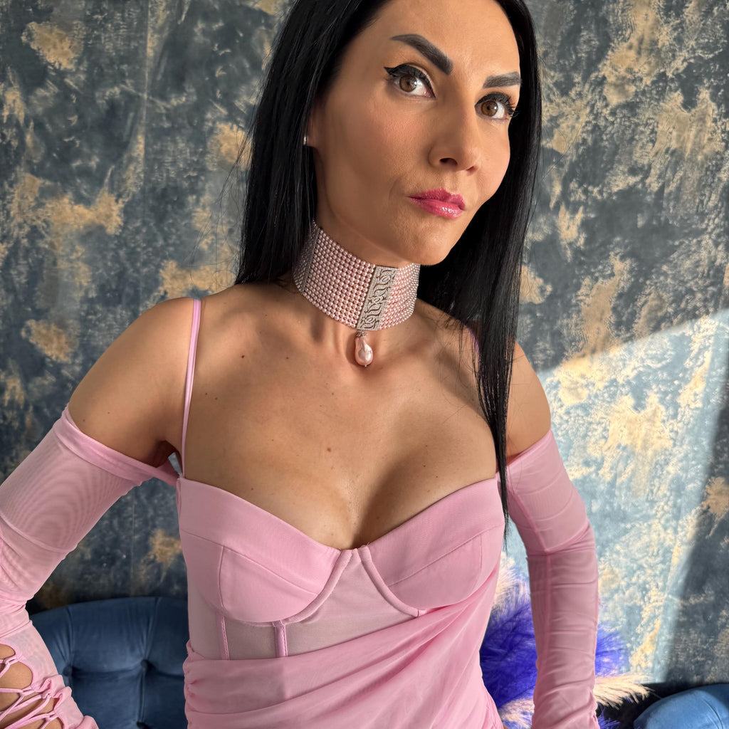 Pink Pearl Choker Necklace Wedding Accessory Bridal Jewelry Collection Handmade Crystal Design Elegant Statement Piece Formal Event Essential Platinum Plated Zircon Centerpiece Customizable Length Adjustable Fit Feminine Style Luxury Gift