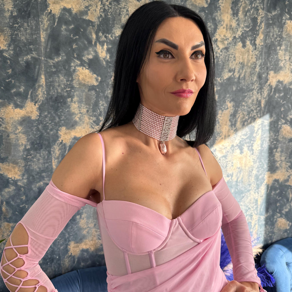 Fourteen Row Design Pink Pearl Choker Necklace Handcrafted Crystal Jewelry Elegant Statement Piece Wedding Accessory Formal Event Essential Platinum Plated Zircon Centerpiece Adjustable Length Secure Lobster Clasp Feminine Style Luxury