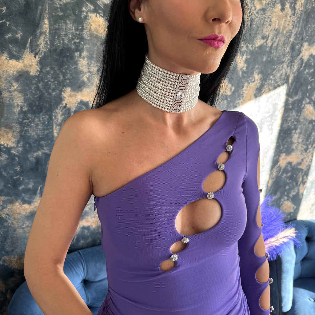 White Pearl Choker Necklace Bridal Jewelry Wedding Accessory Elegant Design Luxury Statement Wide Multi Strand Handmade Pearl Necklace Premium Shell Pearls Platinum Plated Centerpiece Zircon Detail Custom Length Adjustable Clasp Wedding Day