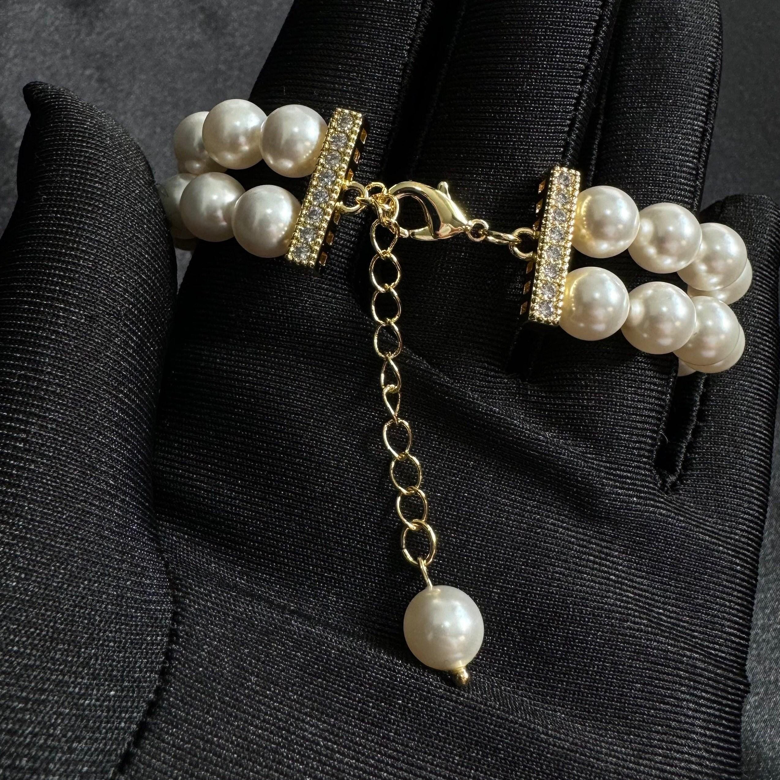 Pearl Wedding Bracelet Bridal Jewelry Crystal Design Elegant Accessory Rhinestone Detail Flower Two Layer Gold Formal Luxury Piece