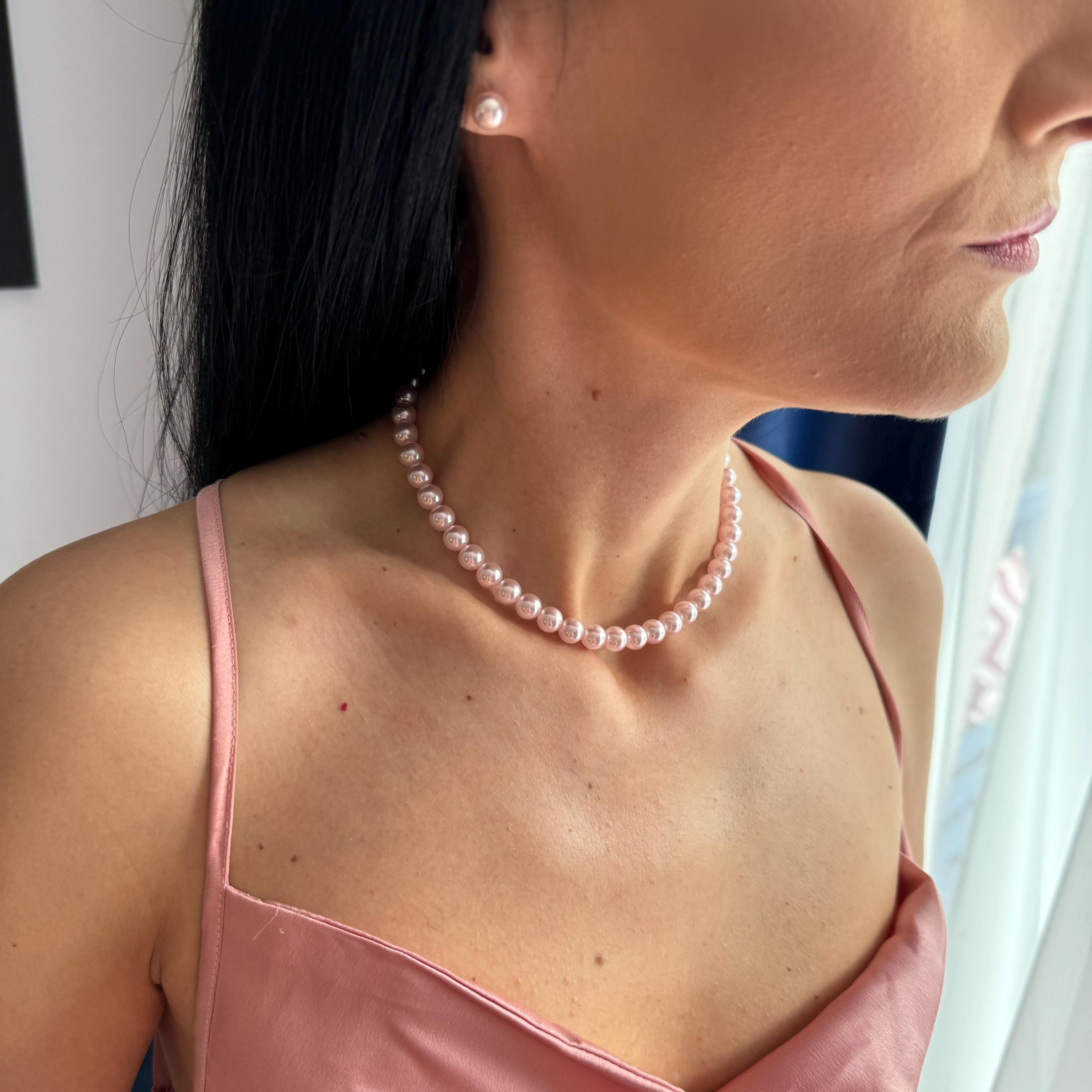 Pink Pearl Choker Necklace Elegant Bridal Wedding Accessory Bridesmaids Jewelry Collection Premium Shell Pearls Gold Clasp Design Classic Style Formal Wear Essential Beautiful Feminine Look Timeless Appeal Versatile Piece Special Occasion
