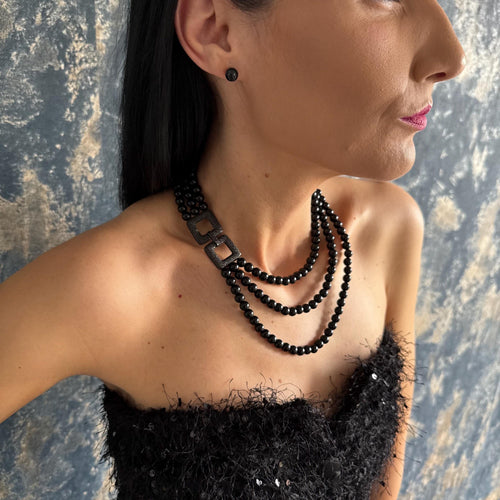Elegant Gift Box Black Pearl Studs Heart Shaped Presentation Swarovski Crystal Jewelry Birthday Present Special Occasion Gift Valentine Day Surprise Premium Quality Earrings Sterling Silver Plated Timeless Design Classic Look Sophisticated