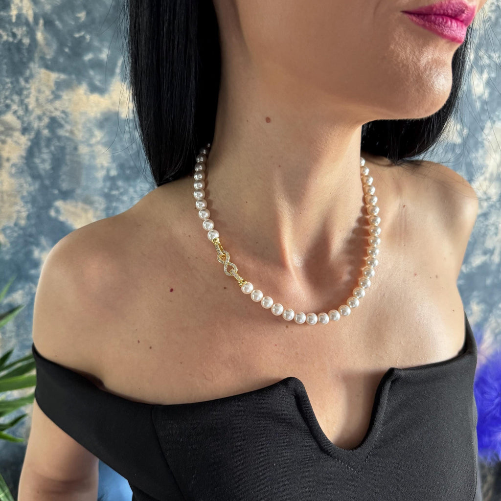 Pearl Choker Necklace Bridal Jewelry Wedding Accessory Infinity Symbol Elegant Collar Classic Ivory Pearls White Custom Length High Quality