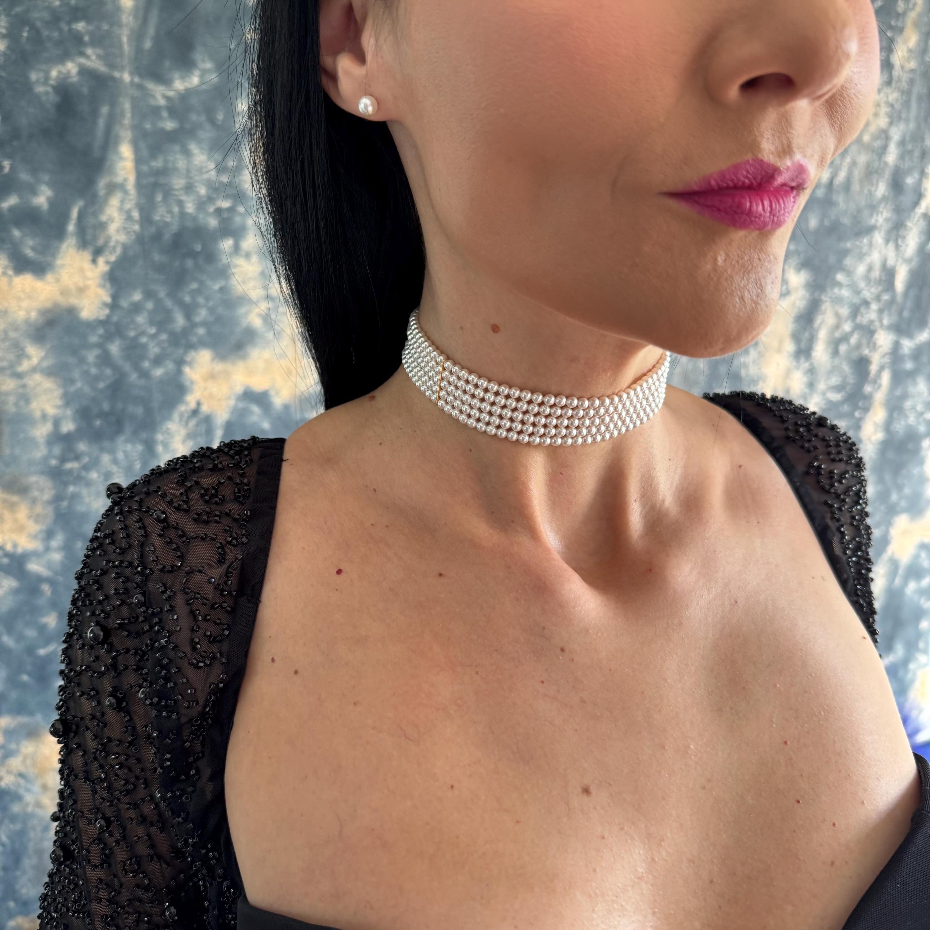 Minimalist Design Bridal Choker Pearl Necklace Multi Layered Strands Crystal Pearls White Elegant Wedding Jewelry Dainty Neckpiece Formal Event Accessory Luminous Finish Graceful Silhouette Base Neck Placement Refined Style Wedding Day