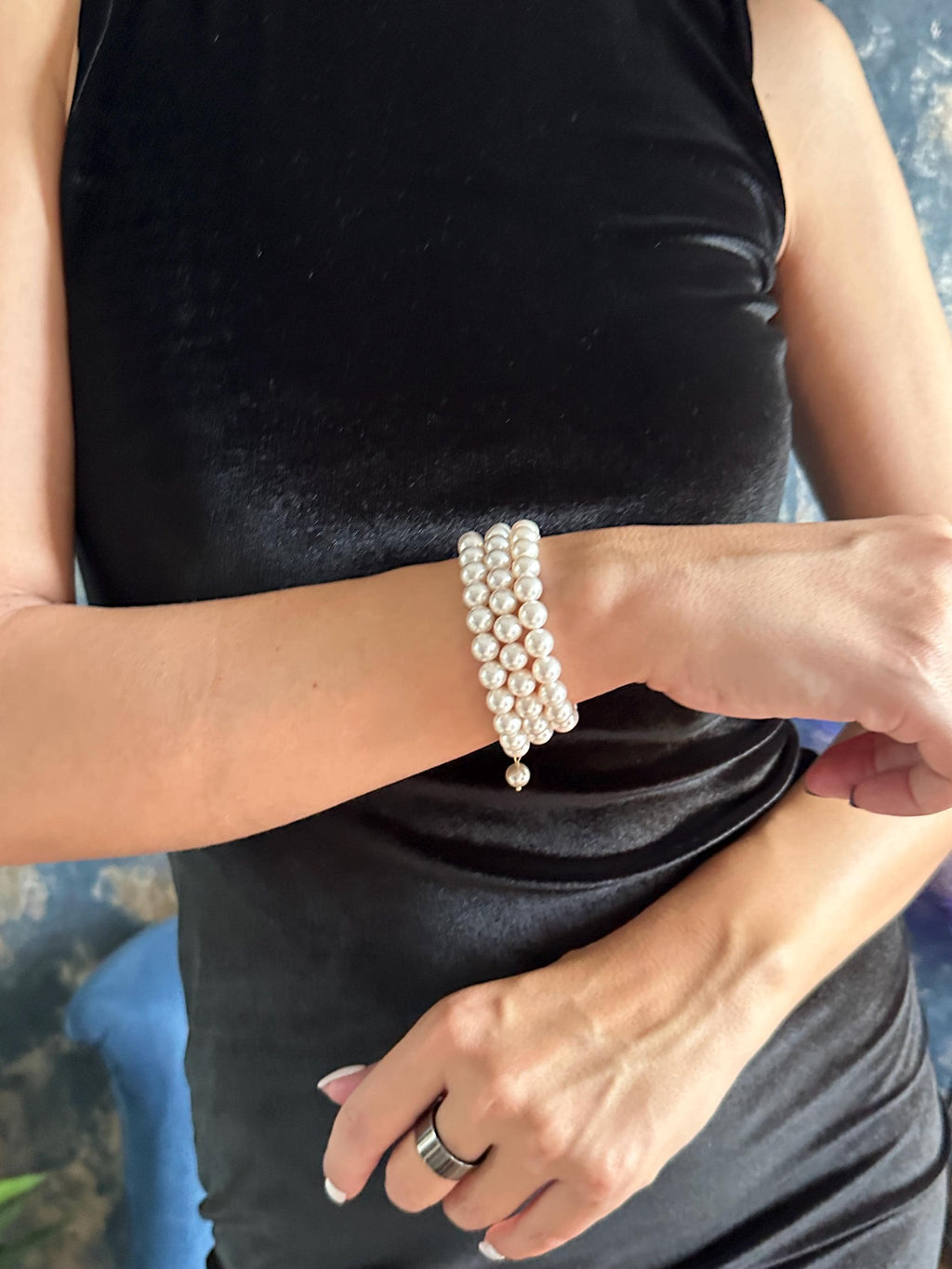 Layered Pearl Bracelet Wedding Jewelry Bridal Accessory Three Strand Design Crystal Pearls Elegant Statement Piece Gold Plated Clasp Premium Quality Craftsmanship Formal Event Jewelry Special Occasion Piece Timeless Elegance Classic Design