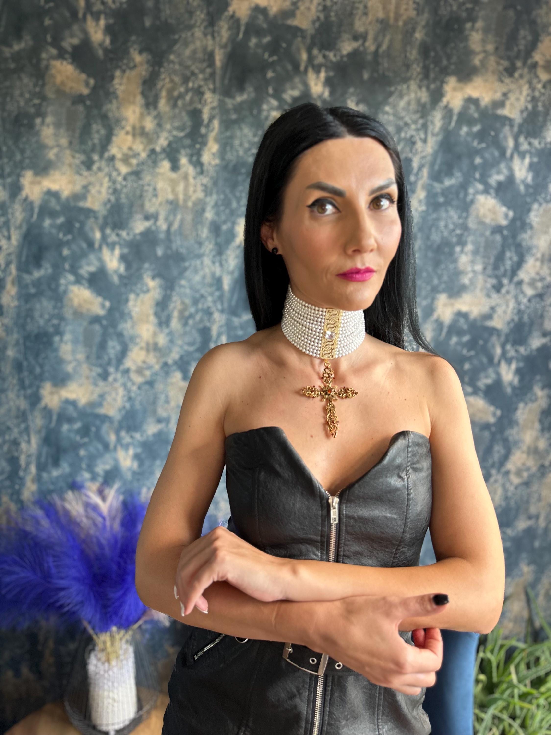 Layered Pearl Choker with Cross Pendant Gothic Baroque Statement Necklace Bridal Pearl Jewelry Vintage Ornate Metal Collar Wide Victorian