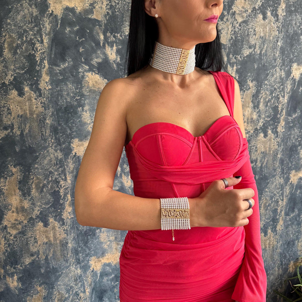 Multi Row Pearl Choker High Quality Shell Pearls Gold Plated Centerpiece Elegant Necklace Design Luxury Statement Jewelry Adjustable Length Feature Formal Event Accessory Wedding Collection Piece Bridal Gift Option Premium Craftsmanship