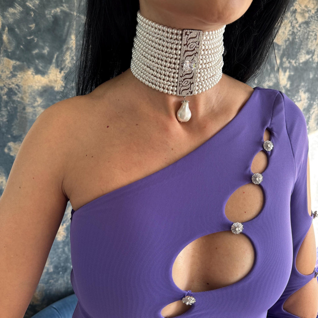 Statement Choker Design Wide Pearl Necklace Luxury Jewelry Collection Special Occasion Accessory Formal Event Piece Wedding Guest Jewelry Elegant Multi Strand Style Teardrop Pearl Pendant Zircon Embellished Centerpiece Shell Pearl Details