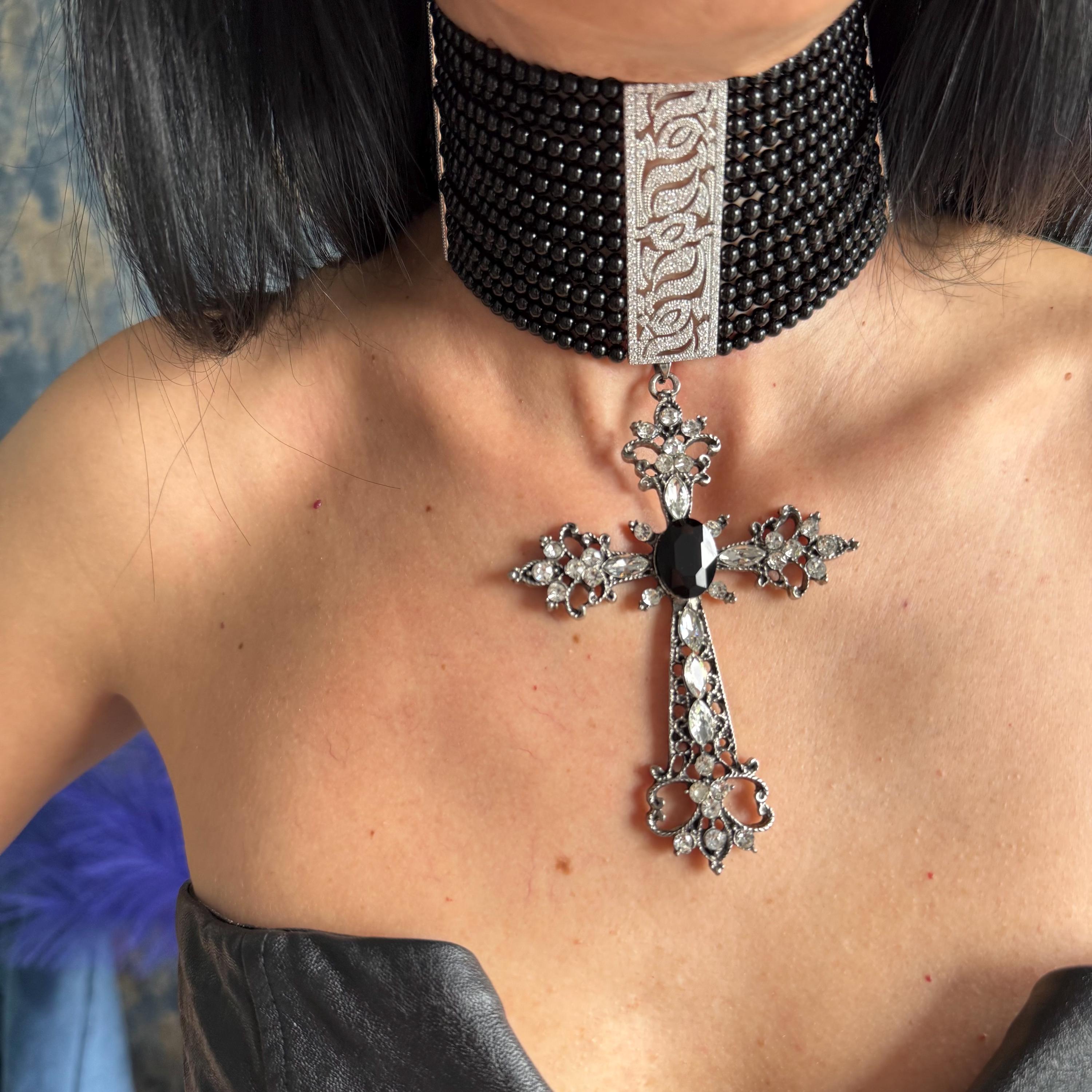 Handmade Victorian Choker Black Agate Beads Statement Necklace Cross Pendant Design Gothic Jewelry Piece Alternative Fashion Accessory Bold Style Statement Platinum Plated Zircon Centerpiece Adjustable Length Customizable Size Dark Elegant