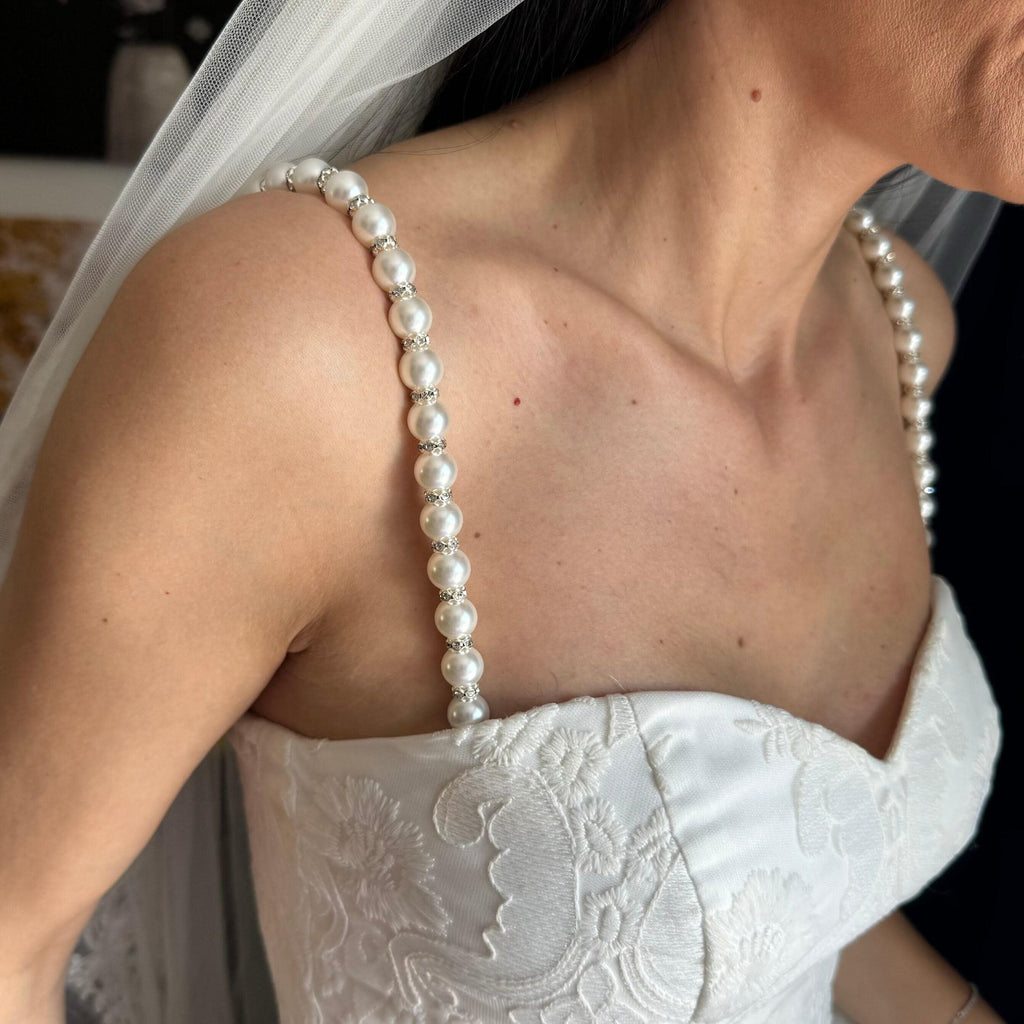 Premium White Shell Pearl Straps Luxurious Shoulder Jewelry Collection Bridal Wedding Accessory Elegant Dress Embellishment Design Sophisticated Style Enhancement Perfect Formal Event Essential Beautiful Transformation Piece Adjustable