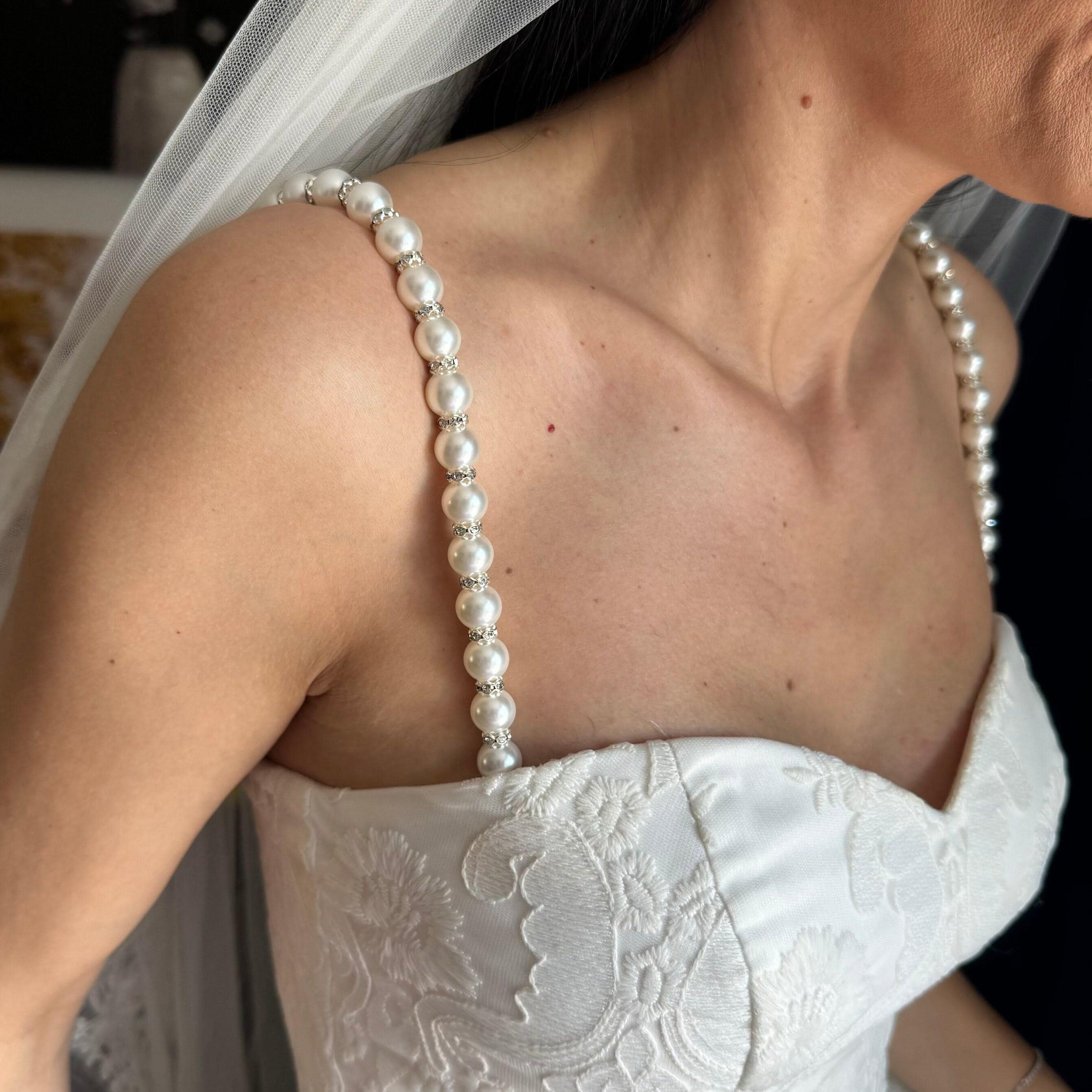 Premium White Shell Pearl Straps Luxurious Shoulder Jewelry Collection Bridal Wedding Accessory Elegant Dress Embellishment Design Sophisticated Style Enhancement Perfect Formal Event Essential Beautiful Transformation Piece Adjustable