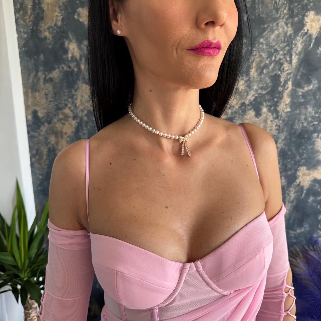 Elegant Crystal Pearl Necklace Bow Charm Design Dainty Choker Style Premium Quality Materials Gold Silver Options Adjustable Length Chain Perfect Gift Idea Women Special Occasion Accessory Formal Event Jewelry Sophisticated Neck Piece