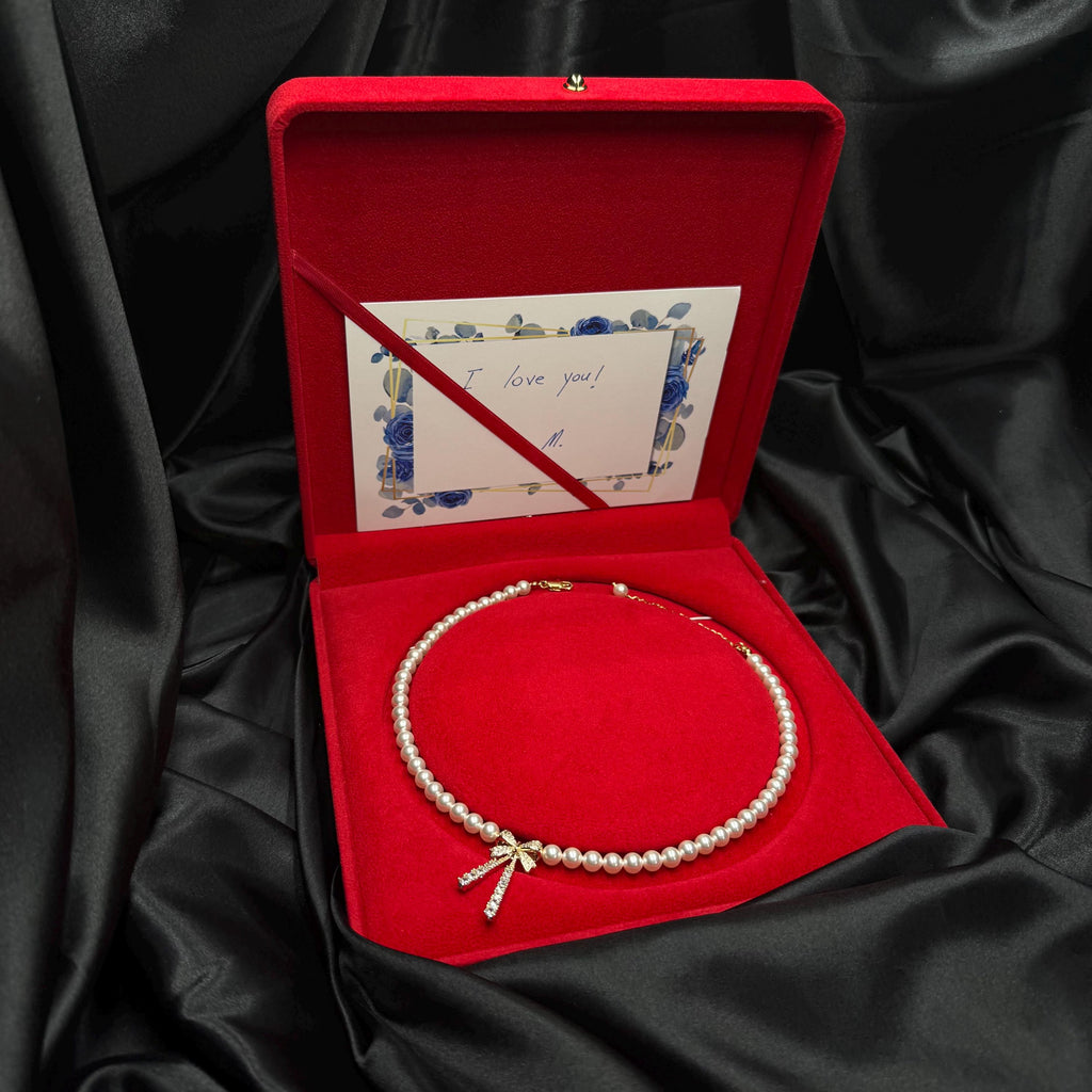 Pearl Bow Necklace Luxury Gift Box Perfect Wife Present Elegant Jewelry Design Crystal Pearl Choker Rhinestone Charm Detail Adjustable Length Chain Gold Silver Options Red Velvet Packaging Holiday Anniversary Gift Special Occasion Jewelry