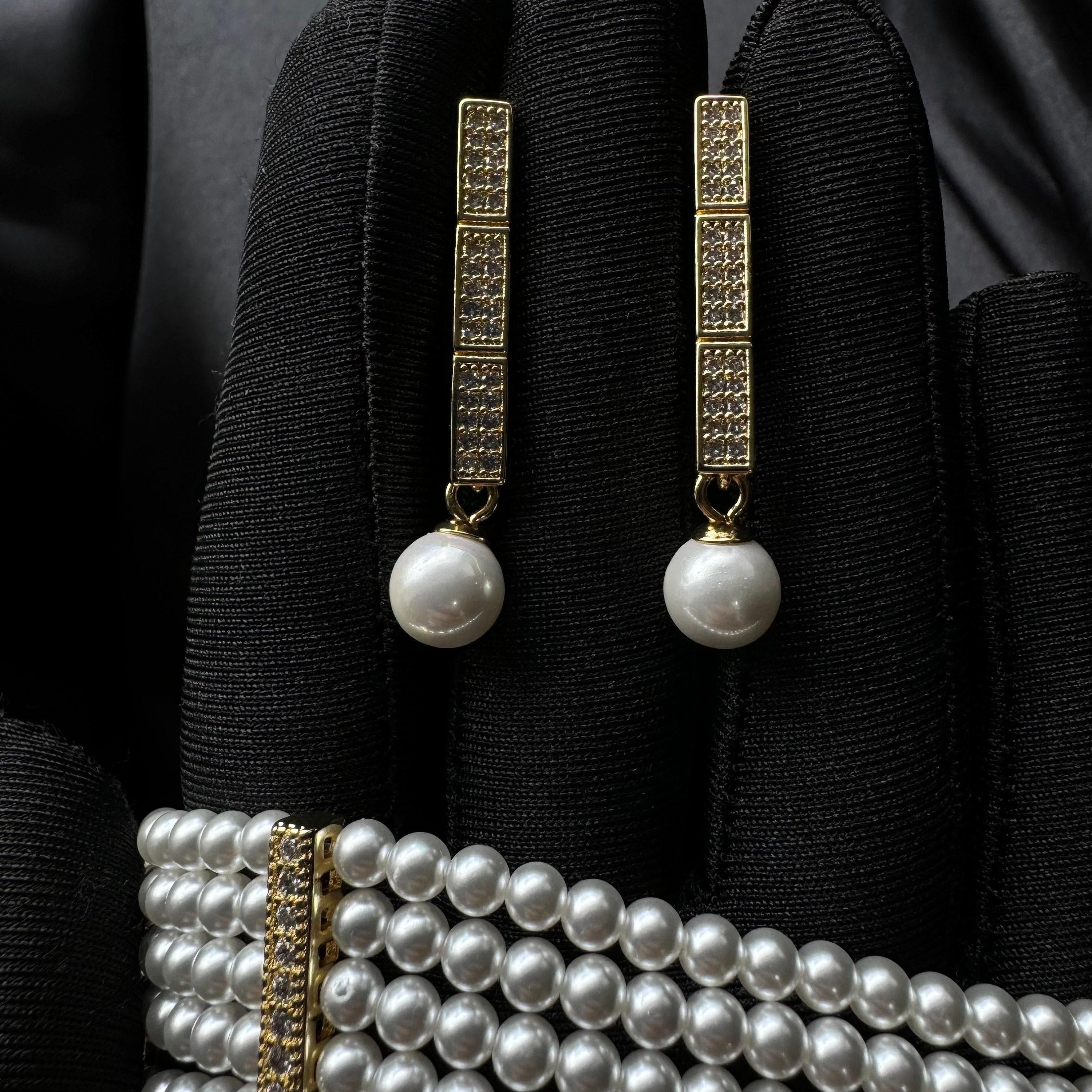 Pearl Bridal Earring Wedding Jewelry Gift Her Statement Dangle Drop Dangling Bridesmaid Bride Accessory Formal Gold Elegant Design