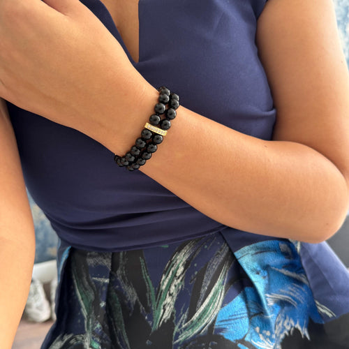 Gothic Pearl Jewelry Statement Bracelet Layered Design Black Shell Pearls Double Strand Collection Vintage Style Accessory Formal Event Piece Elegant Wrist Adornment Wedding Guest Jewelry Dramatic Fashion Statement Multiple Length Options
