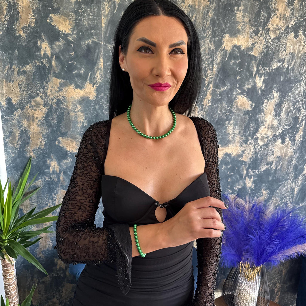 Crystal Pearl Jewelry Emerald Green Necklace Elegant Statement Piece Premium Quality Design Handmade Fashion Accessory Sophisticated Style Formal Event Essential Adjustable Length Chain Extension Customizable Size Option Perfect Gift Idea