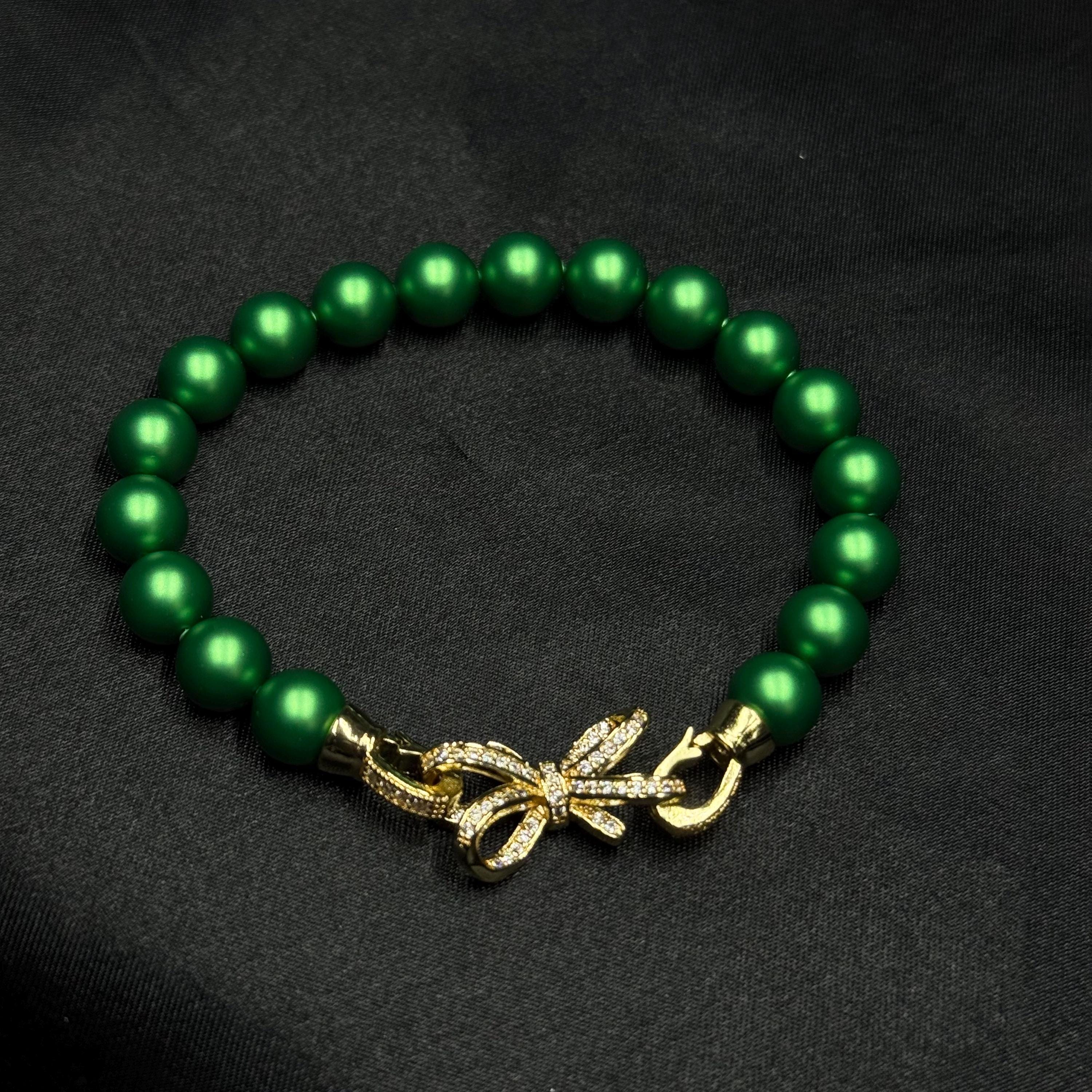 Handmade Crystal Bracelet Green Pearl Beads Premium Quality Construction Adjustable Stretch Design Perfect Gift Idea Holiday Present Exchange Secret Santa Option Christmas Giving Season Festive Accessory Elegant Wrist Jewelry Beautiful