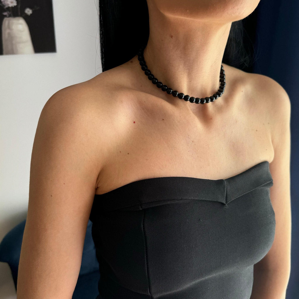 Classic Black Choker Necklace Pearl Statement Piece Formal Jewelry Collection Wedding Accessory Elegant Design Bridal Party Essential Bridesmaid Gift Option Evening Wear Perfect Special Occasion Necklace Glossy Beads Luxurious Appearance