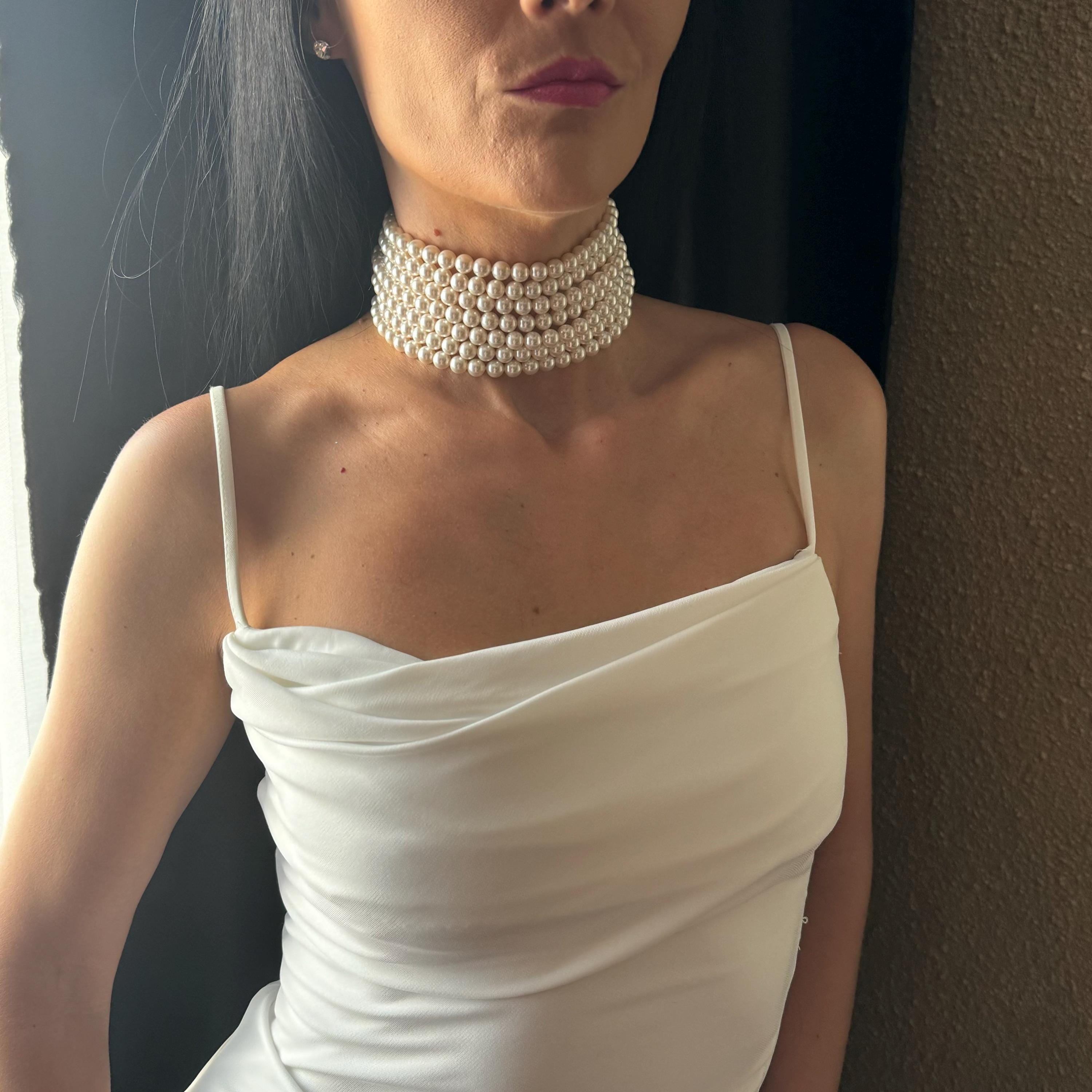 Pearl Choker Necklace Wedding Jewelry Vintage Style Elegant Accessory Multi Layer Statement White Chunky Design Formal Wear 7 Strand Luxury