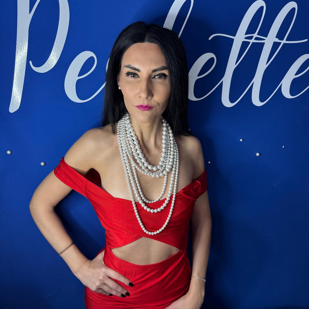 Luxury Gift Necklace Chunky Pearl Collection Oversized Beads Design Cascade Multilayer Construction Statement Piece Wedding Accessory Bridal Jewelry Special Occasion Fashion Elegant Style Classic Look Timeless Design Formal Event