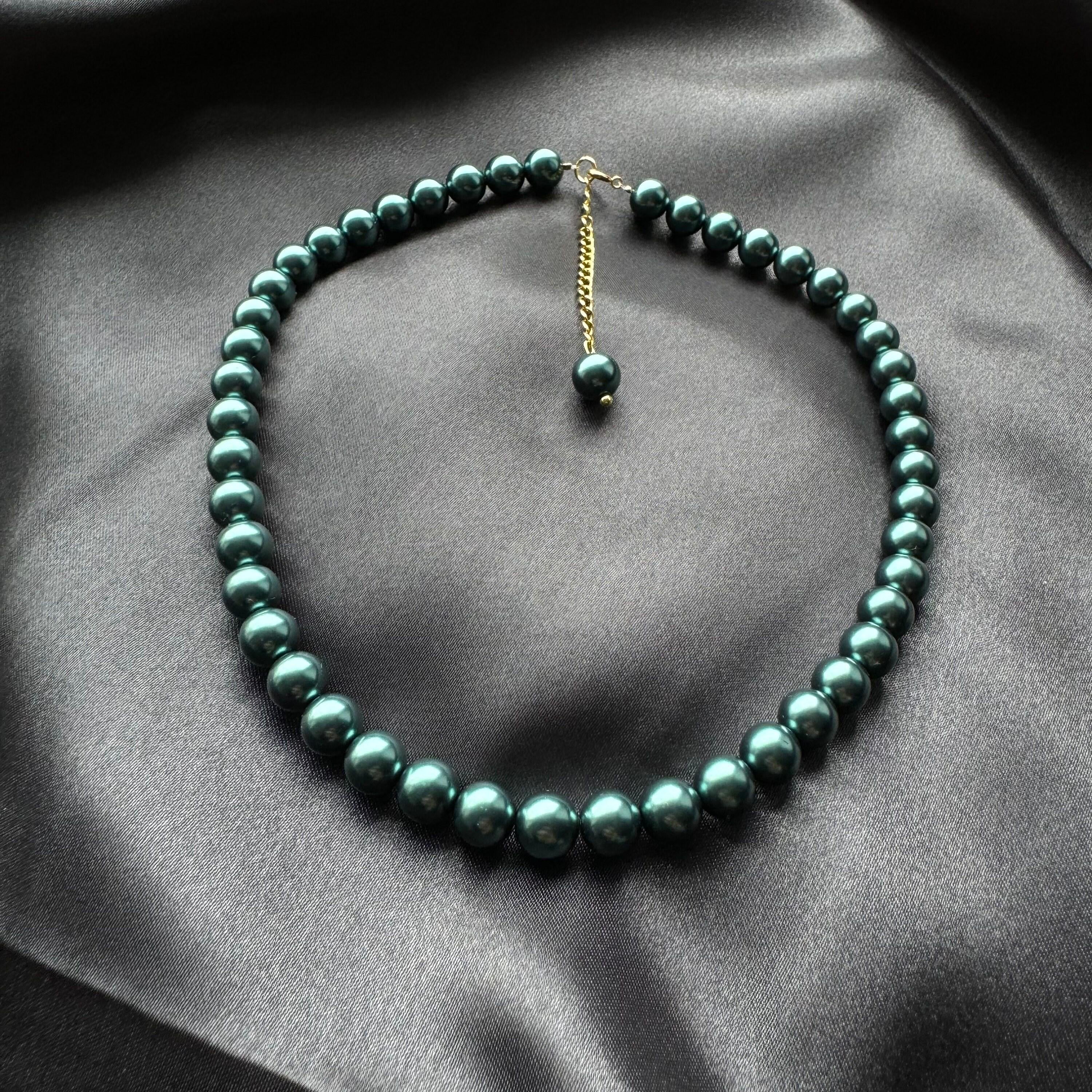 Green Pearl Choker Necklace Classic Design Vintage Style Costume Statement Piece Elegant Jewelry Accessory Bridesmaid Gift Mother's Day