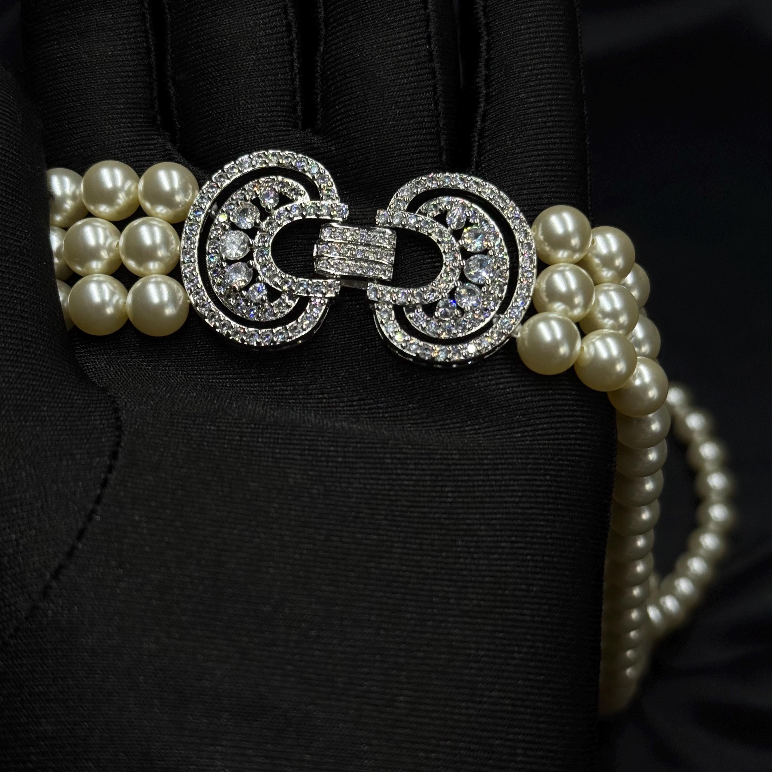 Luxury Formal Accessory Triple Strand Pearl Necklace Vintage Layered Design Statement Piece Wedding Jewelry Elegant Style Ivory Crystal Beads Rhinestone Clasp Gold Embellished Finish Special Occasion Gift Sophisticated Fashion Addition
