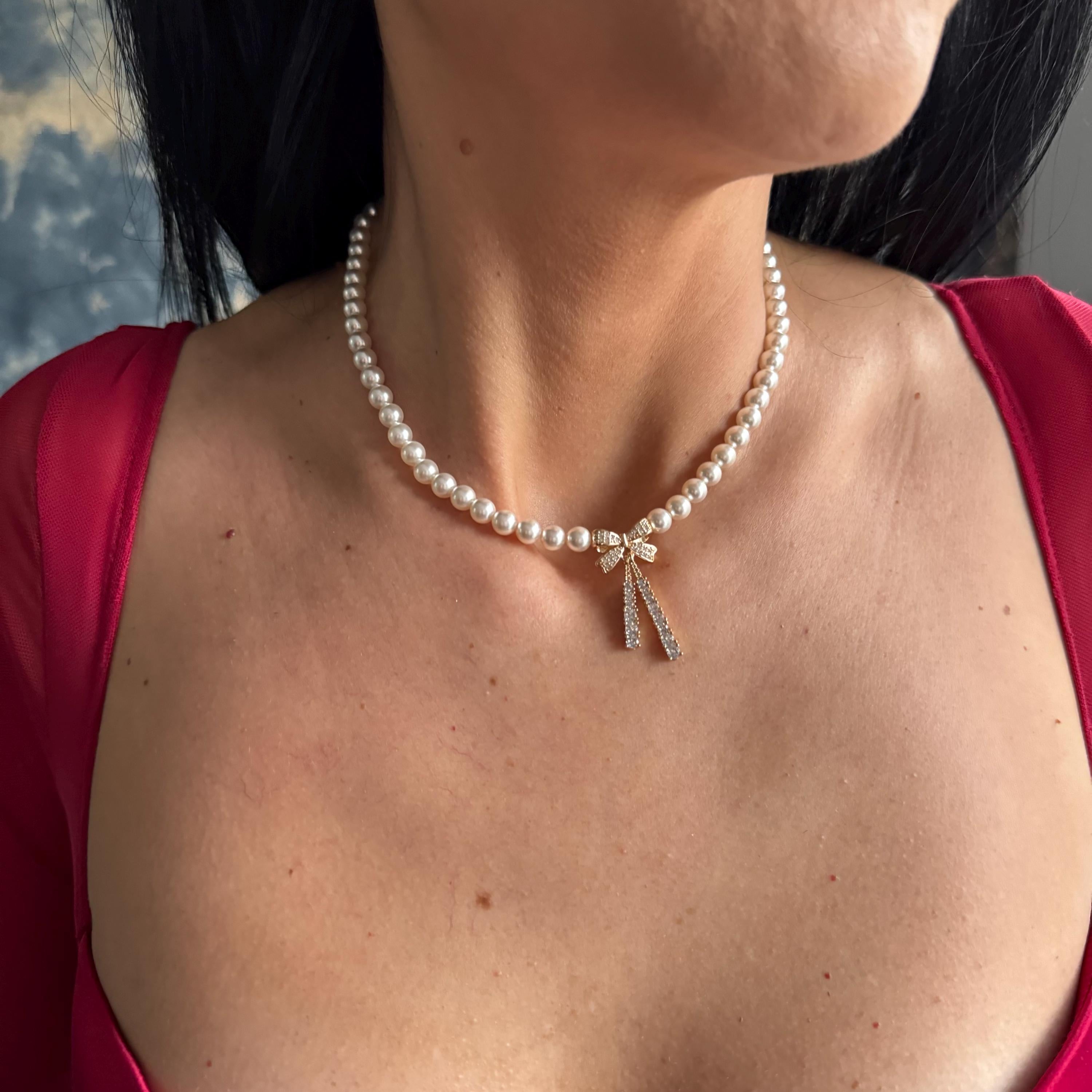 Crystal Pearl Choker Rhinestone Bow Detail Luxury Jewelry Collection Adjustable Length Design Gold Silver Plated Options Elegant Necklace Style Formal Wear Accessory Gift Box Included Special Occasion Present Perfect Wife Gift Valentine Day