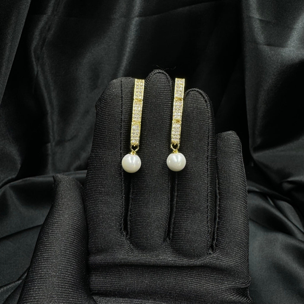 Bridesmaid Earring Pearl Accessory Wedding Jewelry Collection Elegant Dangle Design White Shell Pearl Drop Formal Attire Complement Gold Plated Setting Zircon Detail Wedding Party Essential Bridal Look Coordinator Perfect Gift Idea Special