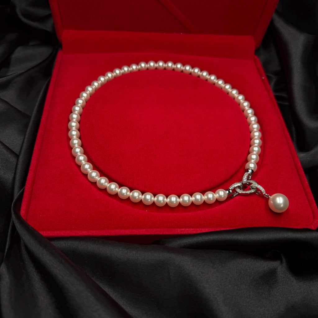 Pearl Pendant Necklace Wedding Jewelry Bridal Accessory Elegant Crystal Pearl Design Classic Statement Piece Perfect Bridesmaid Gift Special Occasion Jewelry Formal Evening Wear Gold Plated Clasp Luxury Velvet Box Anniversary Present