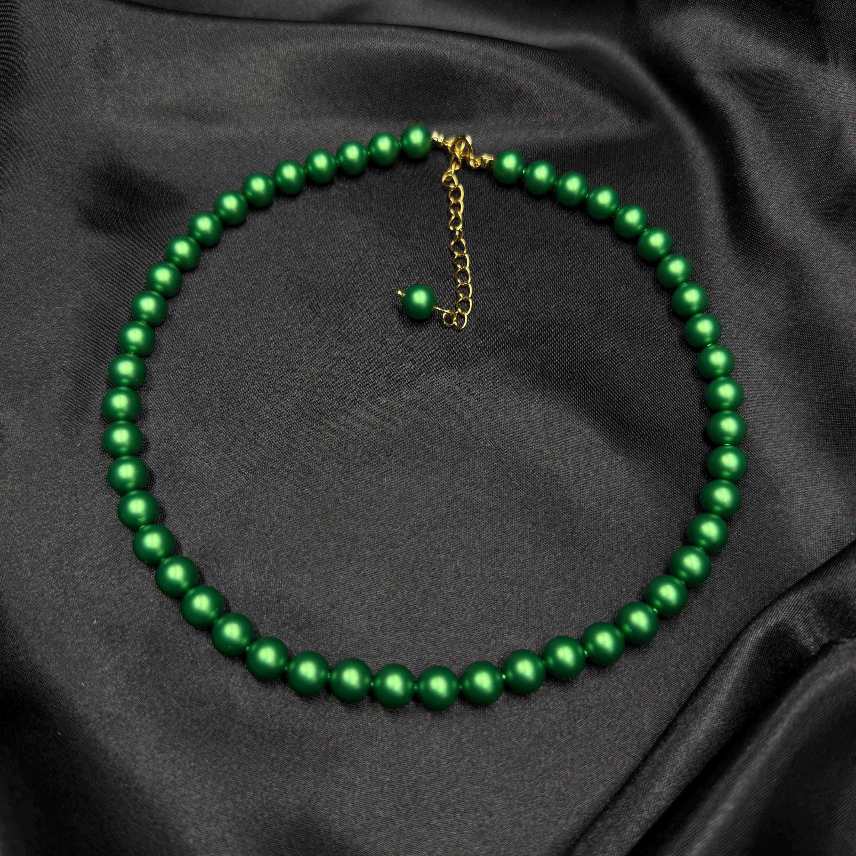 Crystal Pearl Jewelry Emerald Green Necklace Elegant Statement Piece Premium Quality Design Handmade Fashion Accessory Sophisticated Style Formal Event Essential Adjustable Length Chain Extension Customizable Size Option Perfect Gift Idea
