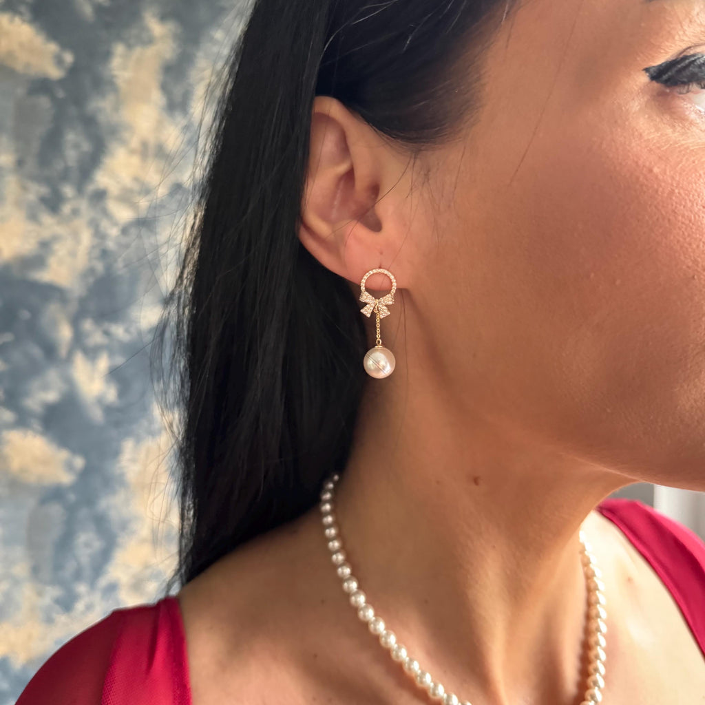 Wedding Day Earrings Pearl Crystal Design Elegant Bridal Jewelry Statement Dangle Style Perfect Formal Occasion Accessory Special Celebration Piece Classic Wedding Collection Beautiful Bridesmaid Gift Timeless Elegant Look Wedding Essential