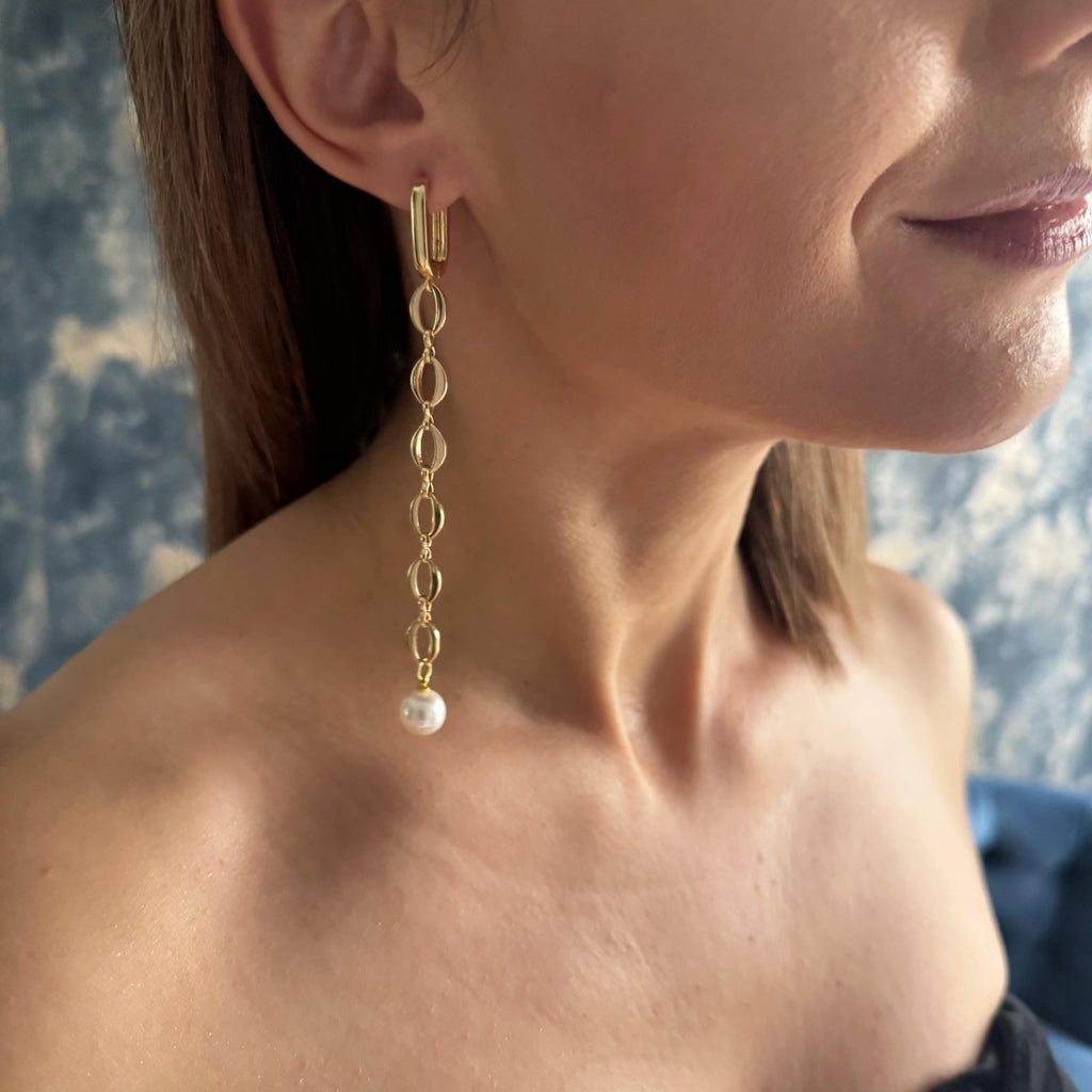 Asymmetrical Earrings Statement Jewelry Handmade Design Unique Gift Venetian Mask Charm Gold Hoop Earring Pearl Drop Crystal Detail Mismatched Style Evening Wear Formal Events Carnival Accessory White Gold Details Artistic Creation