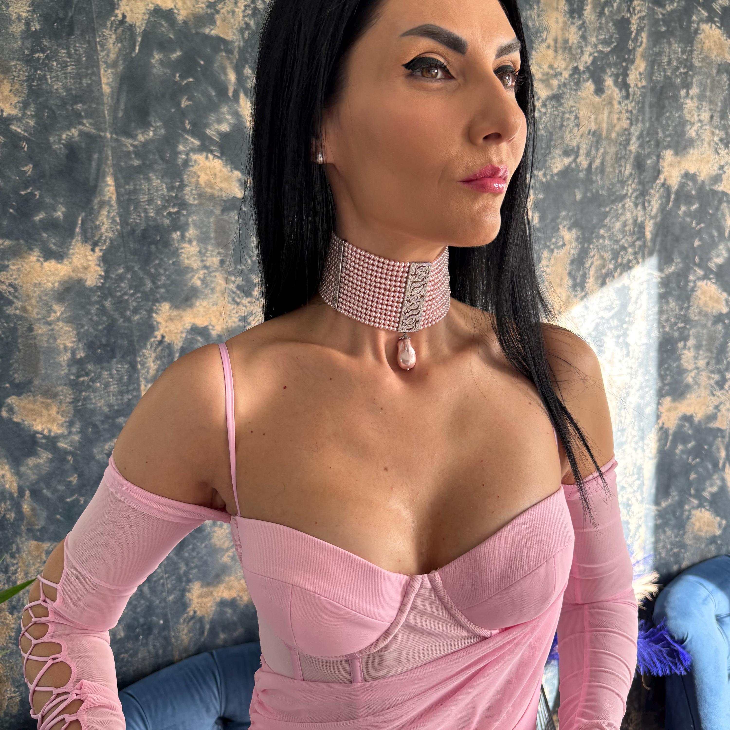 Pink Pearl Choker Necklace Wedding Accessory Bridal Jewelry Collection Handmade Crystal Design Elegant Statement Piece Formal Event Essential Platinum Plated Zircon Centerpiece Customizable Length Adjustable Fit Feminine Style Luxury Gift
