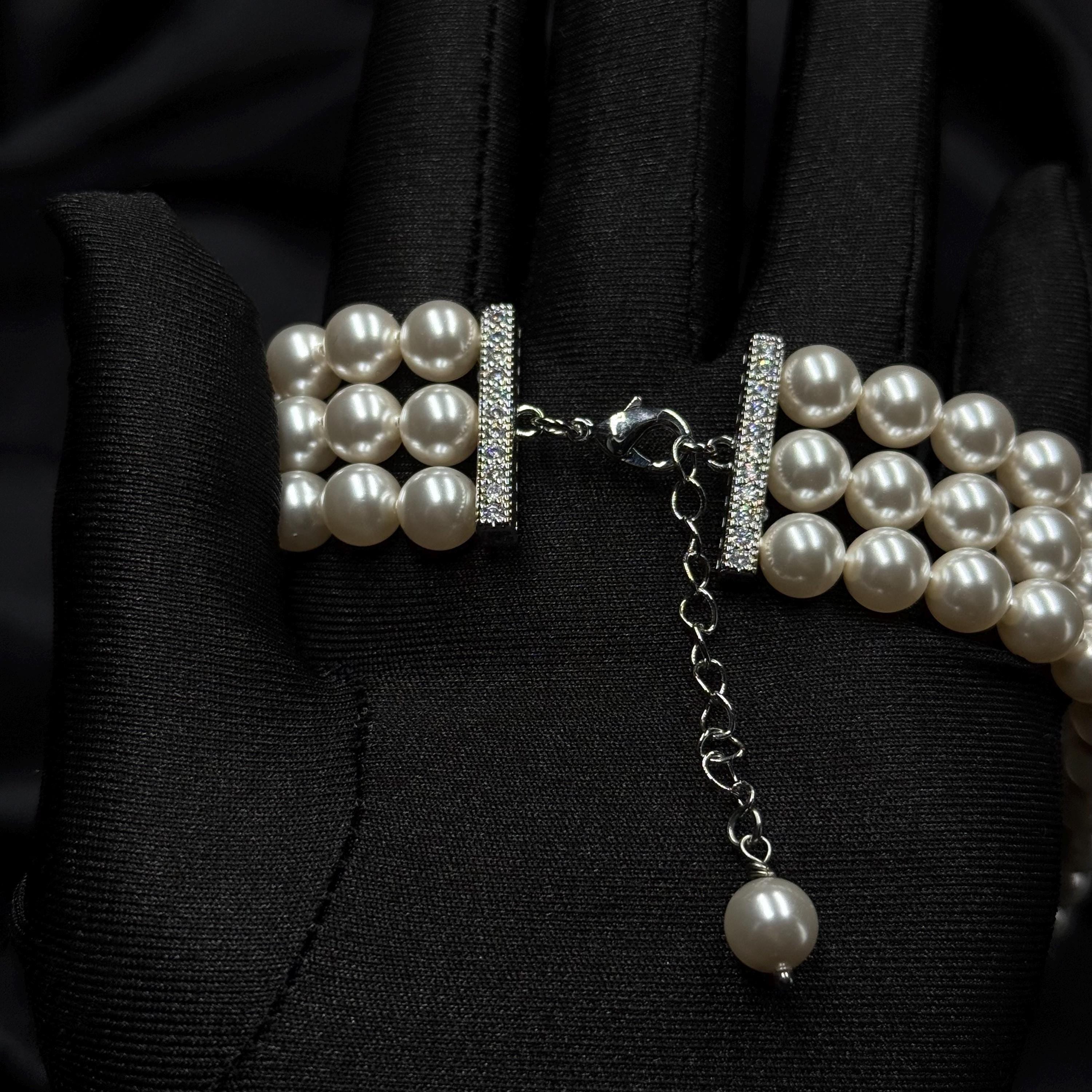 Bridal Pearl Choker Necklace Wedding Jewelry for Bride Multi-Strand White Pearl Choker Elegant Vintage Ivory Bridal Accessory Classic Collar