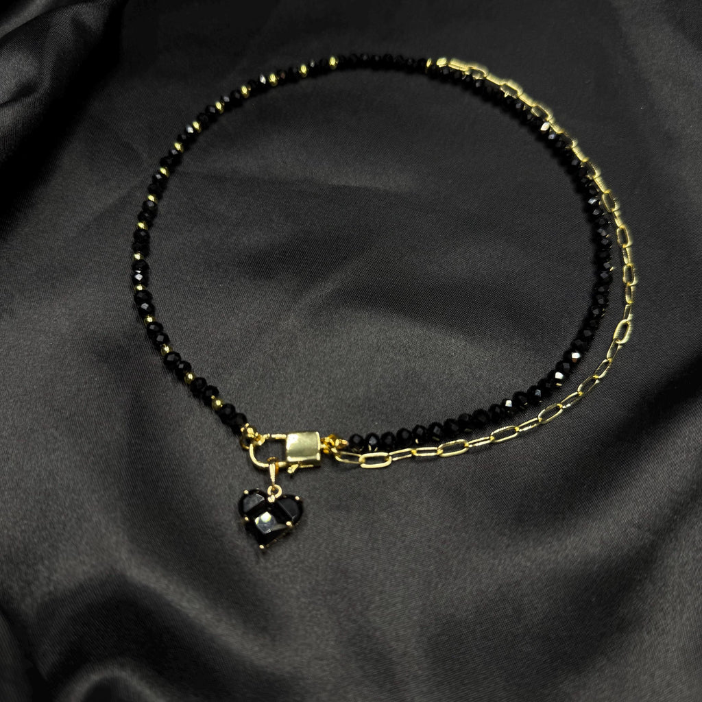 Minimalist Layered Necklace Black Spinel Beads Gold Chain Combination Heart Pendant Charm Dainty Jewelry Design Elegant Gift Idea Valentine Special Natural Stone Elements Gold Plated Metal Modern Style Trendy Fashion Piece Everyday Wear