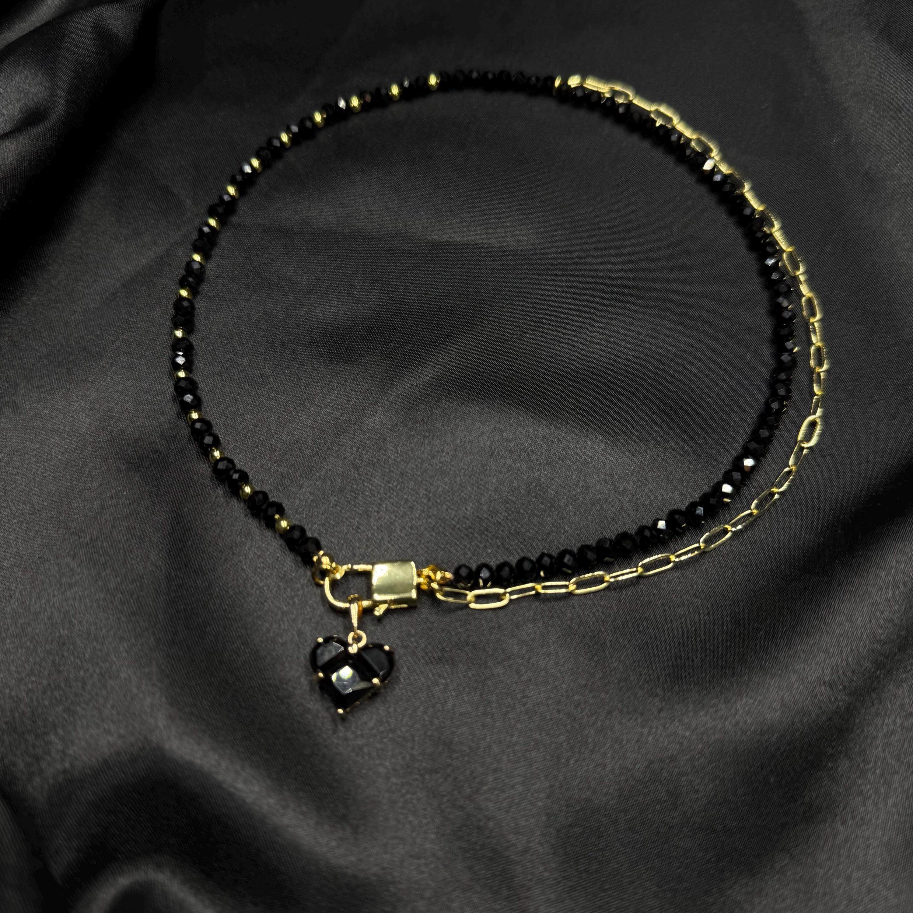 Minimalist Layered Necklace Black Spinel Beads Gold Chain Combination Heart Pendant Charm Dainty Jewelry Design Elegant Gift Idea Valentine Special Natural Stone Elements Gold Plated Metal Modern Style Trendy Fashion Piece Everyday Wear