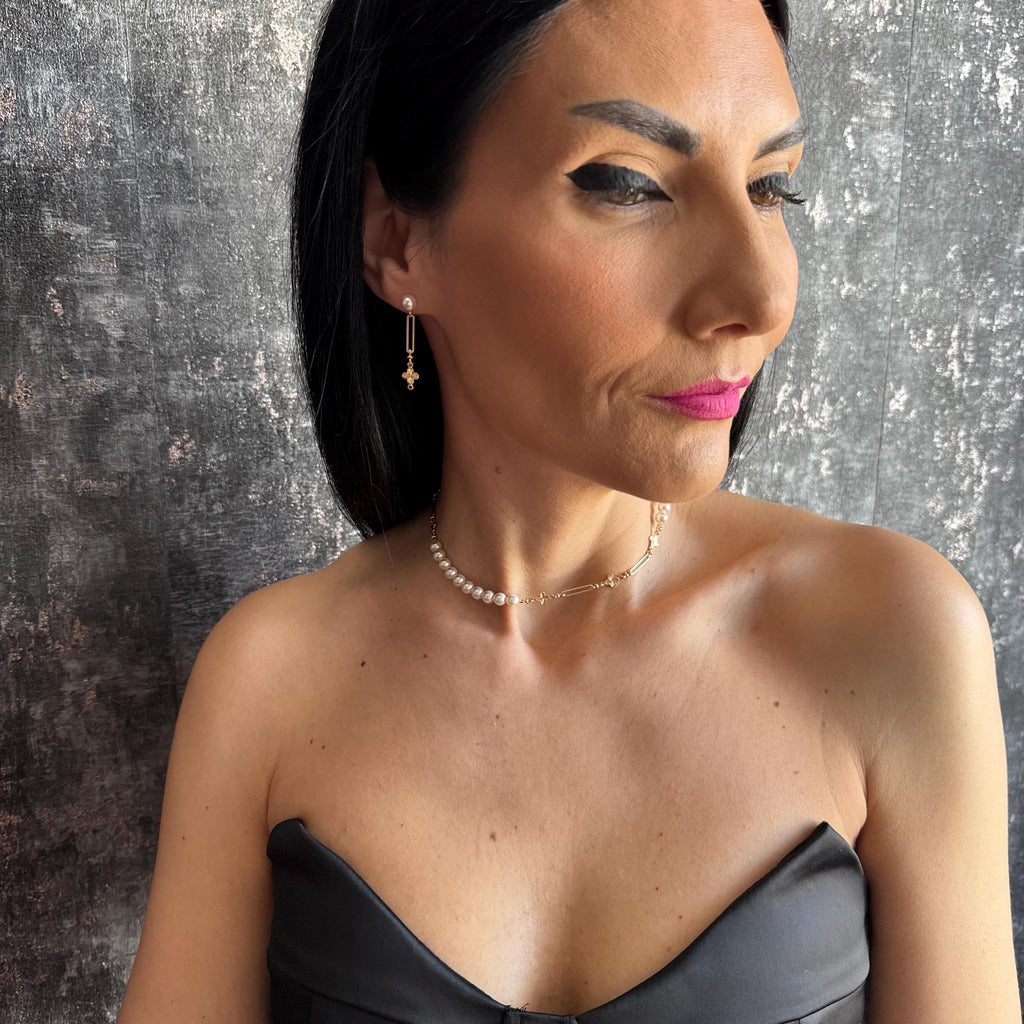 Luxury Pearl Lariat Y Necklace Gold Paperclip Chain Pearl Drop Clover Charm Choker Anniversary Gift for Her Handmade Statement Jewellery